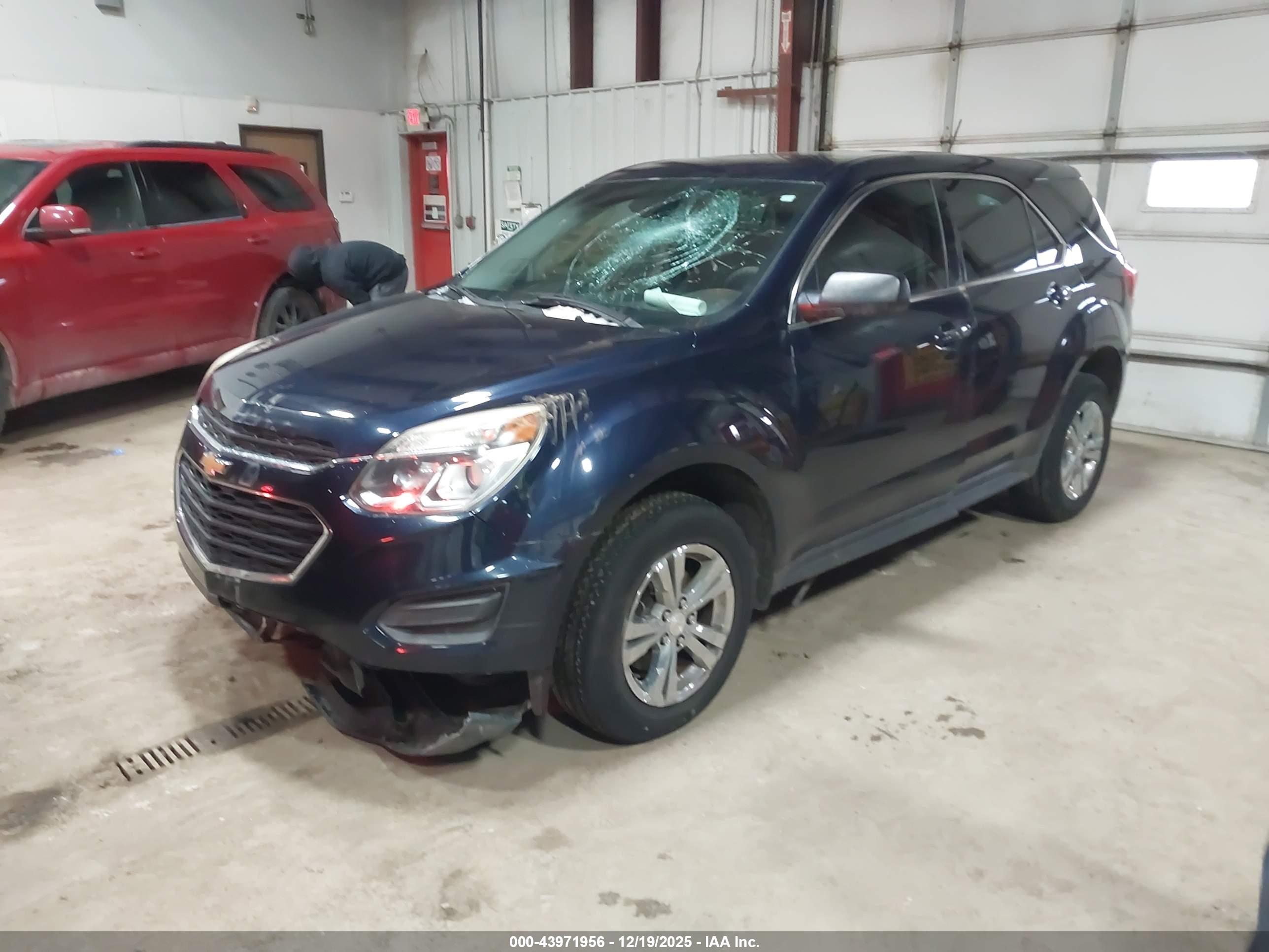 CHEVROLET EQUINOX image 2
