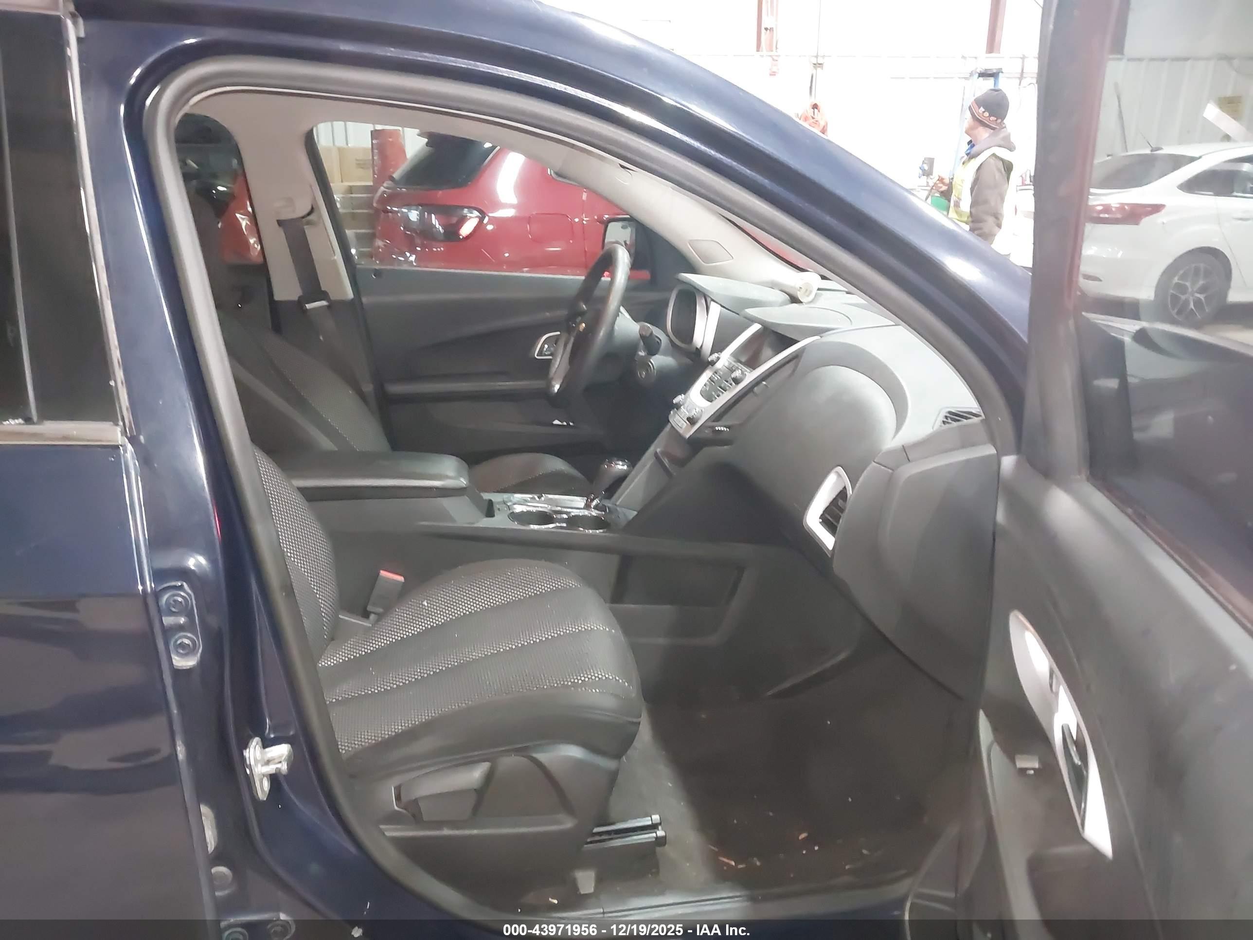 CHEVROLET EQUINOX image 5