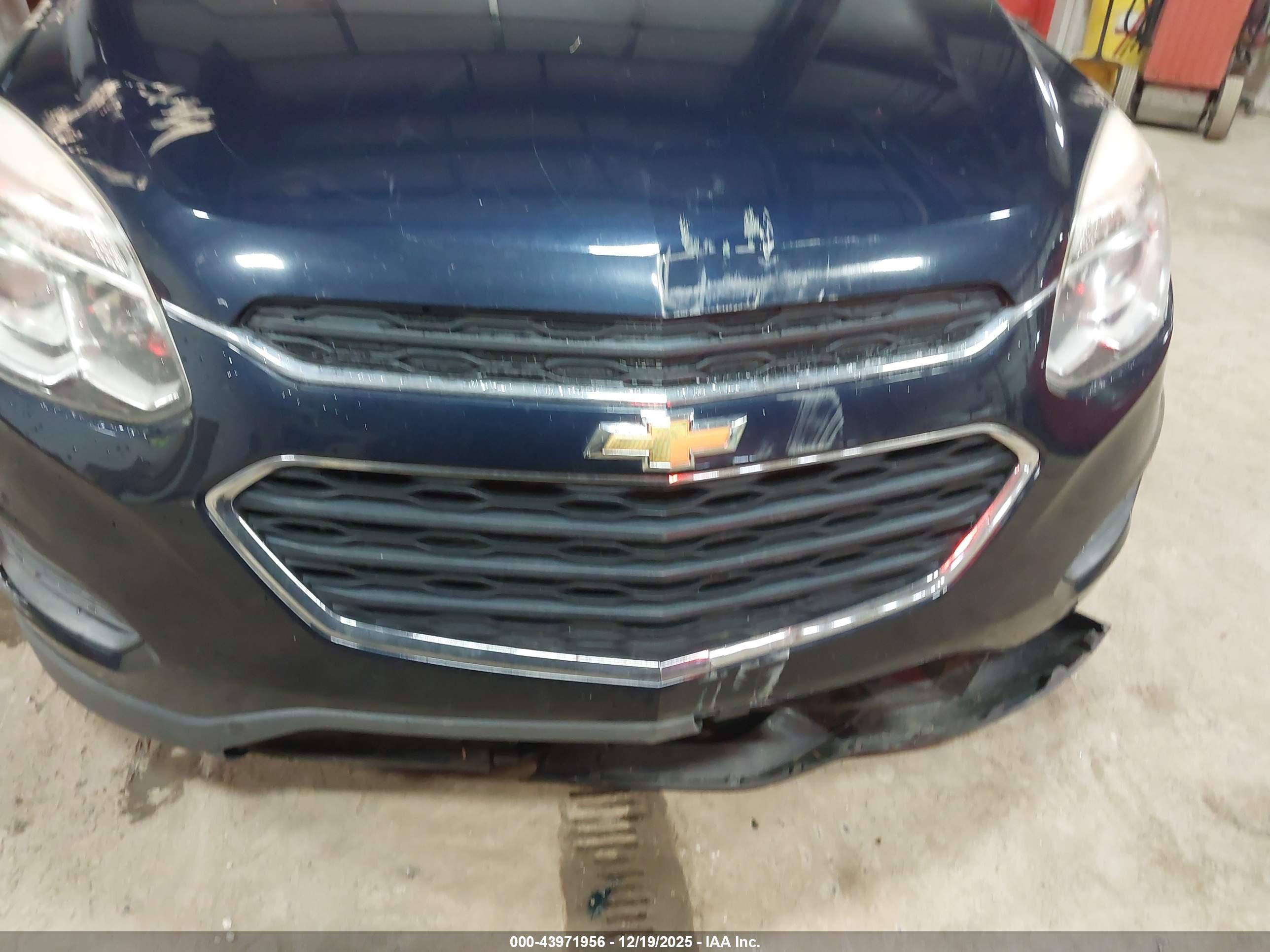 CHEVROLET EQUINOX image 6