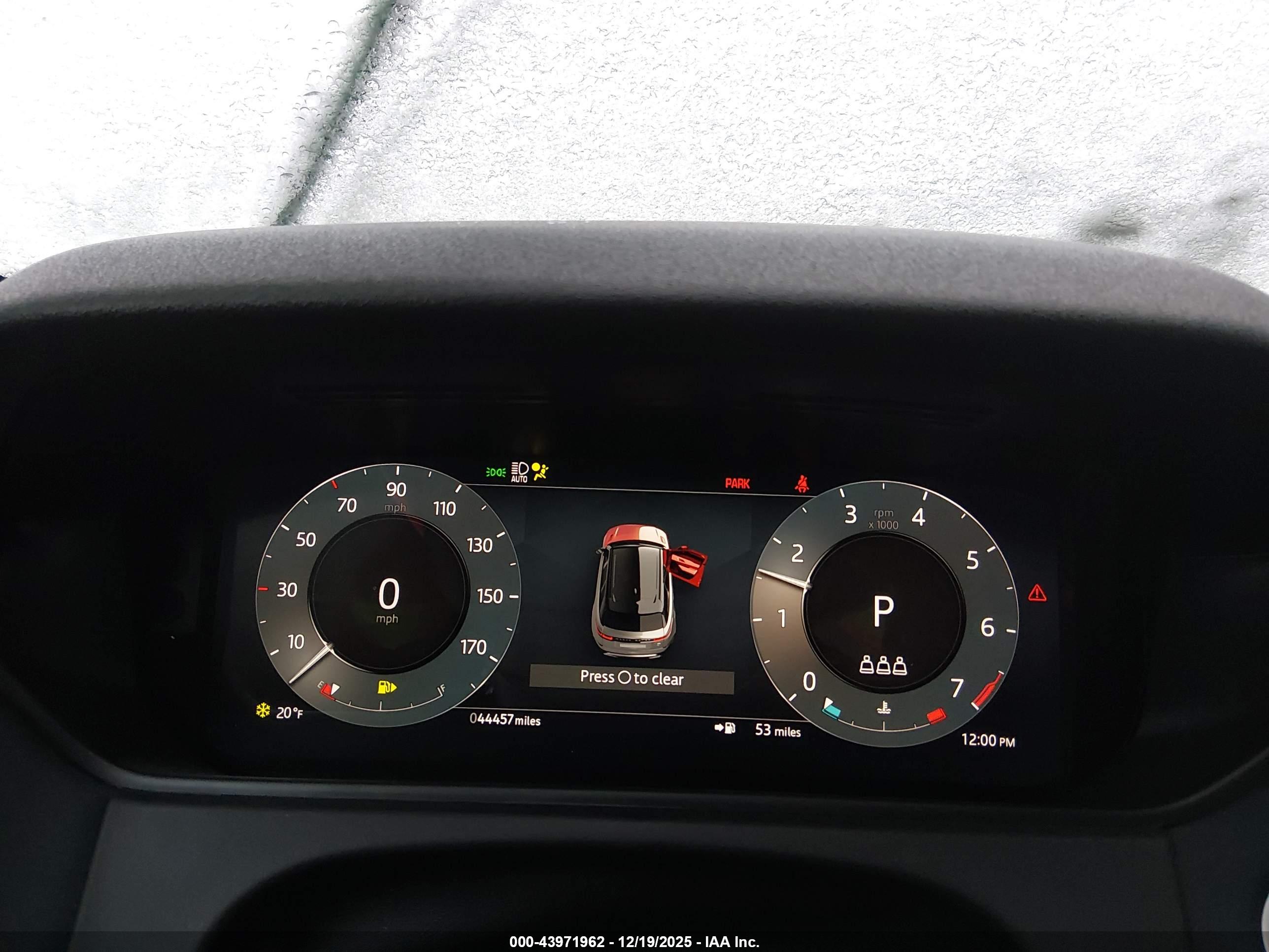 LAND ROVER image 7