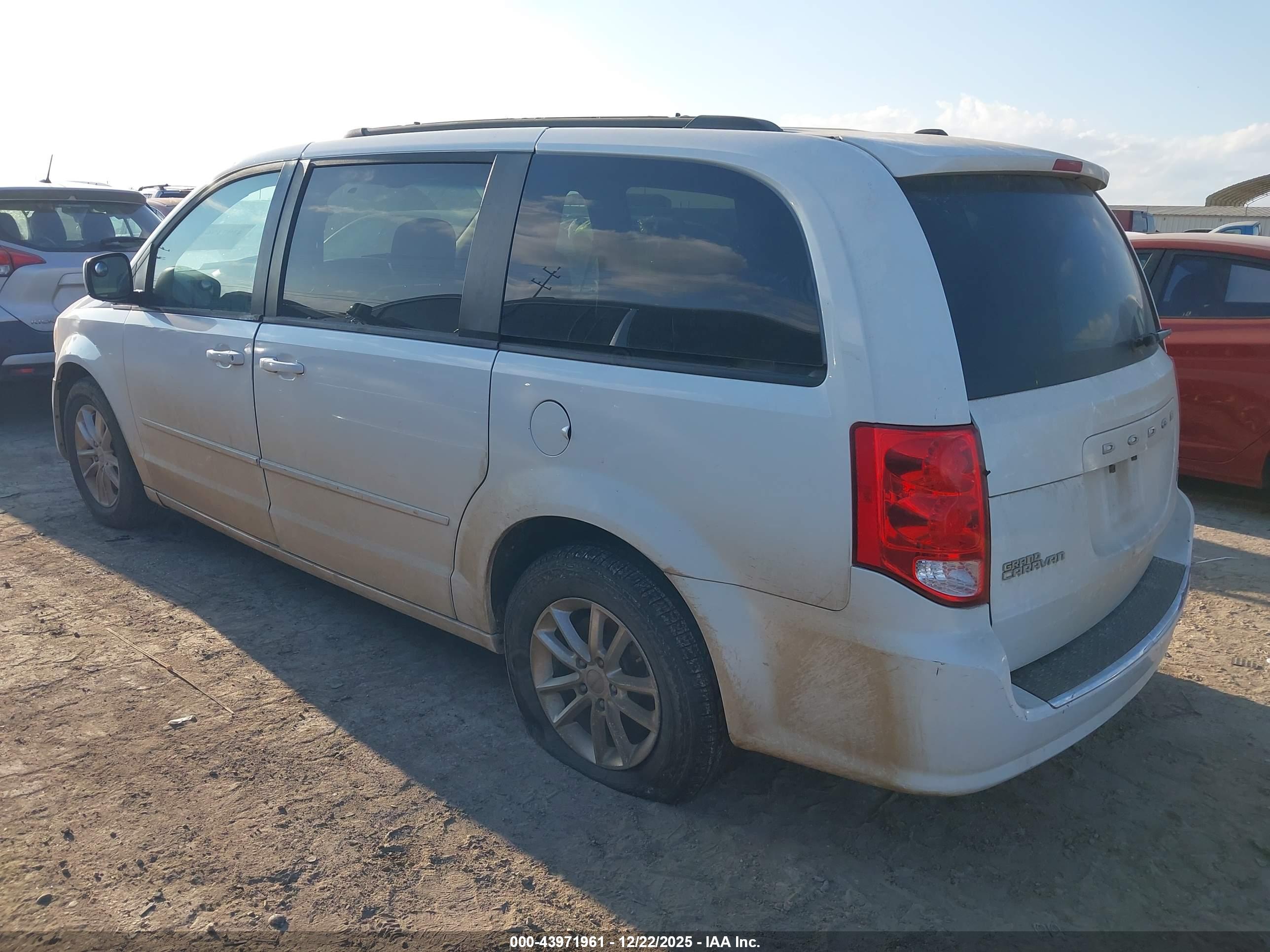 DODGE GRAND image 3