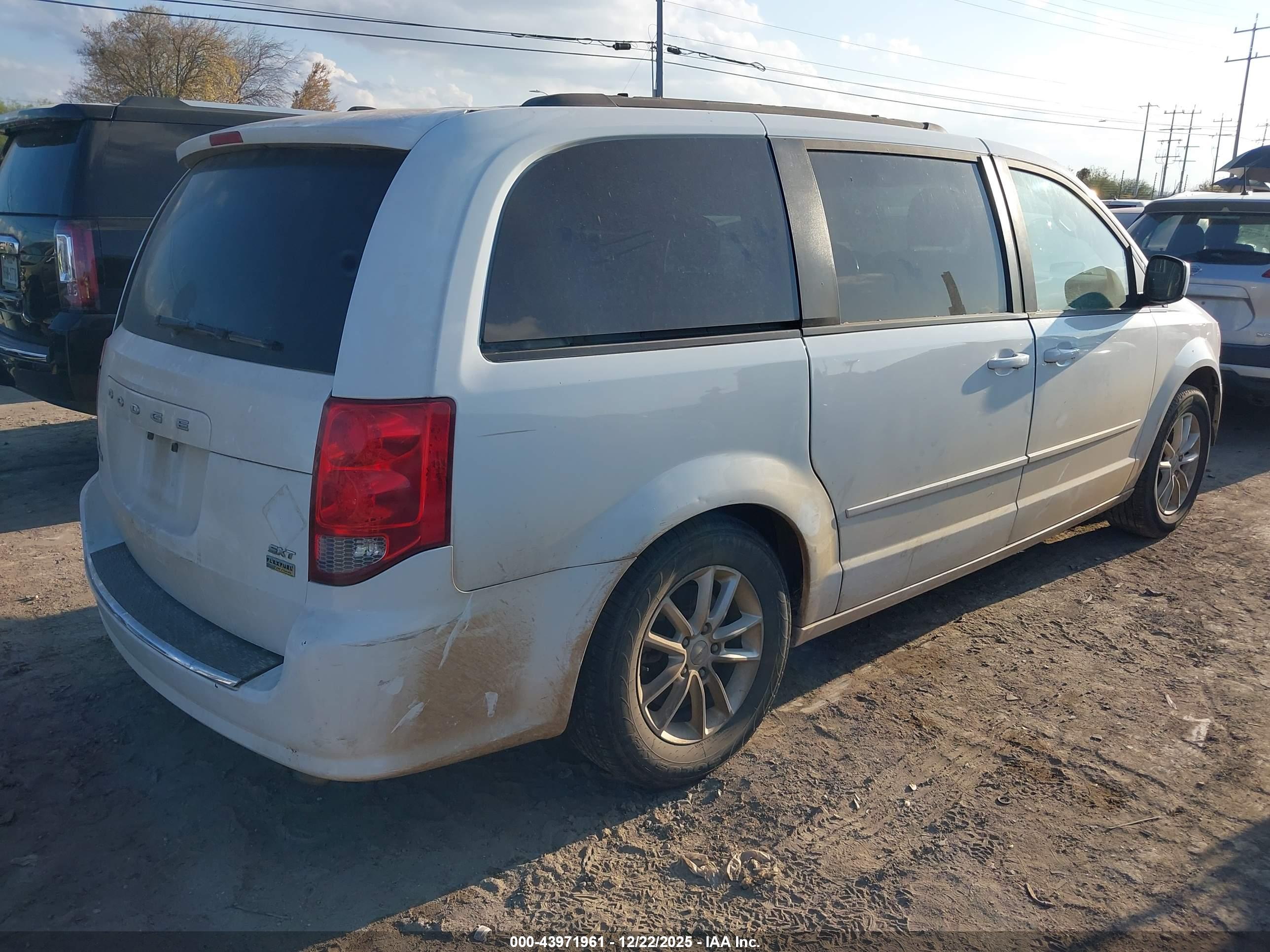 DODGE GRAND image 4