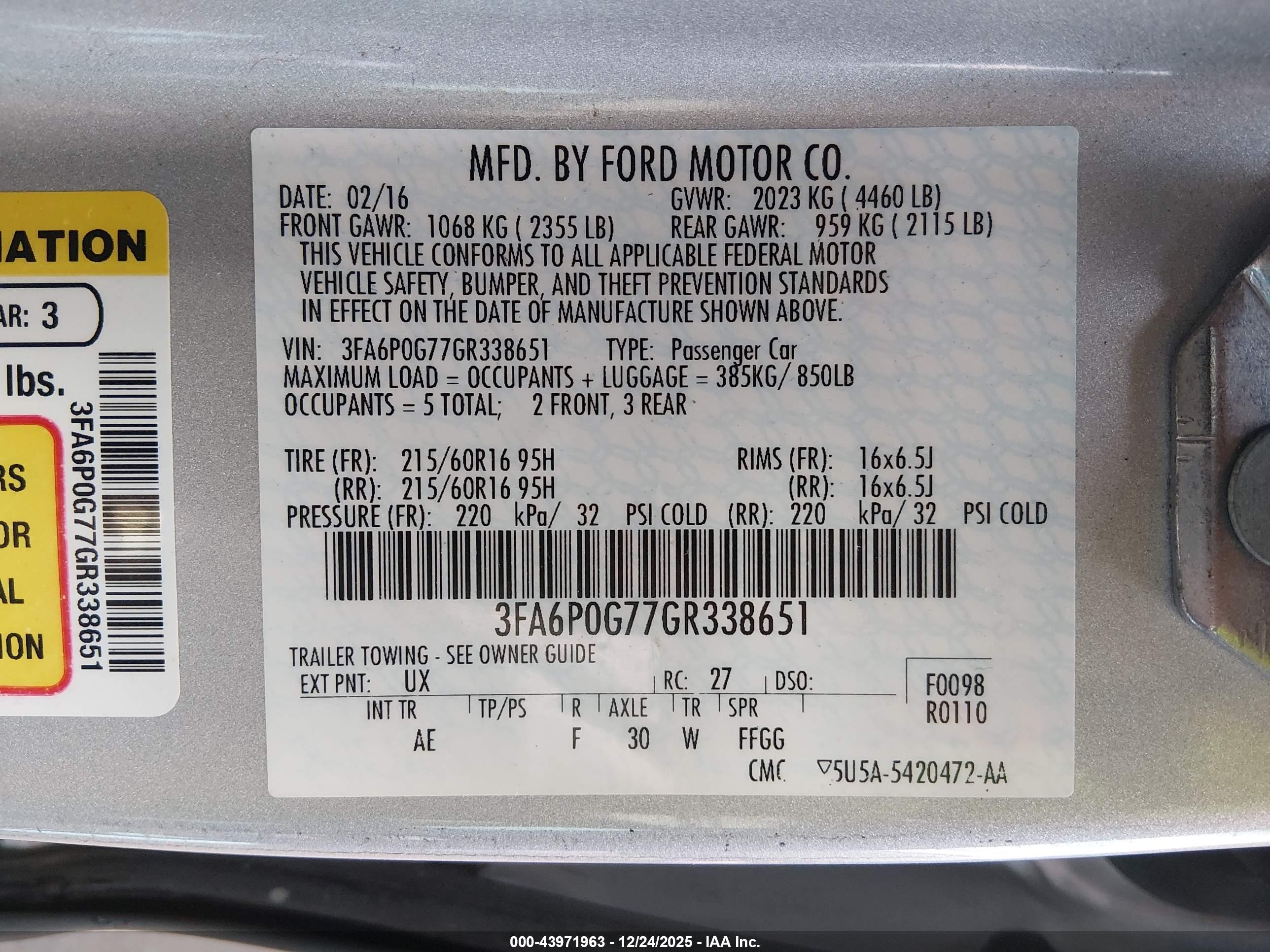 FORD FUSION image 9
