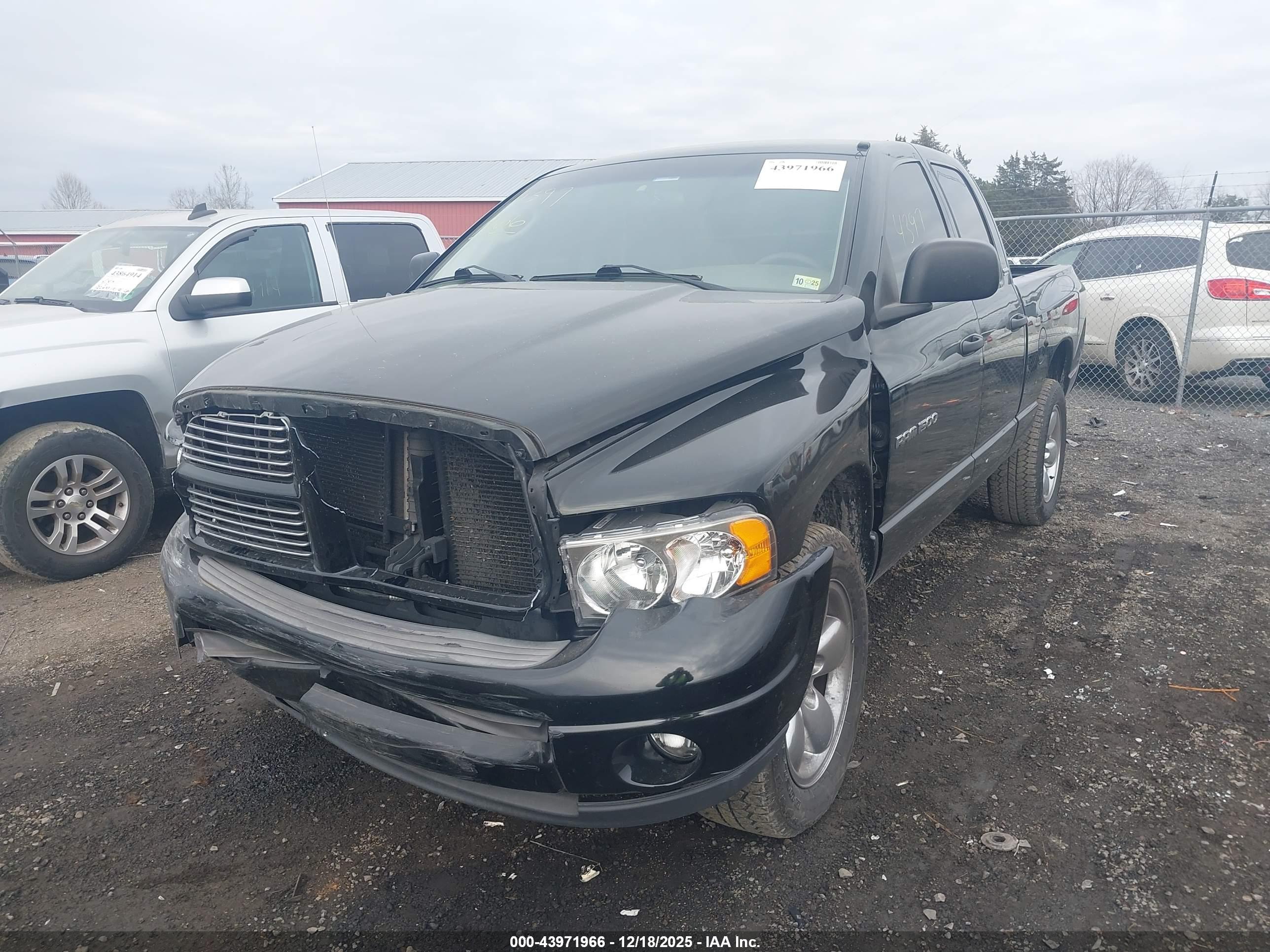 DODGE RAM image 6