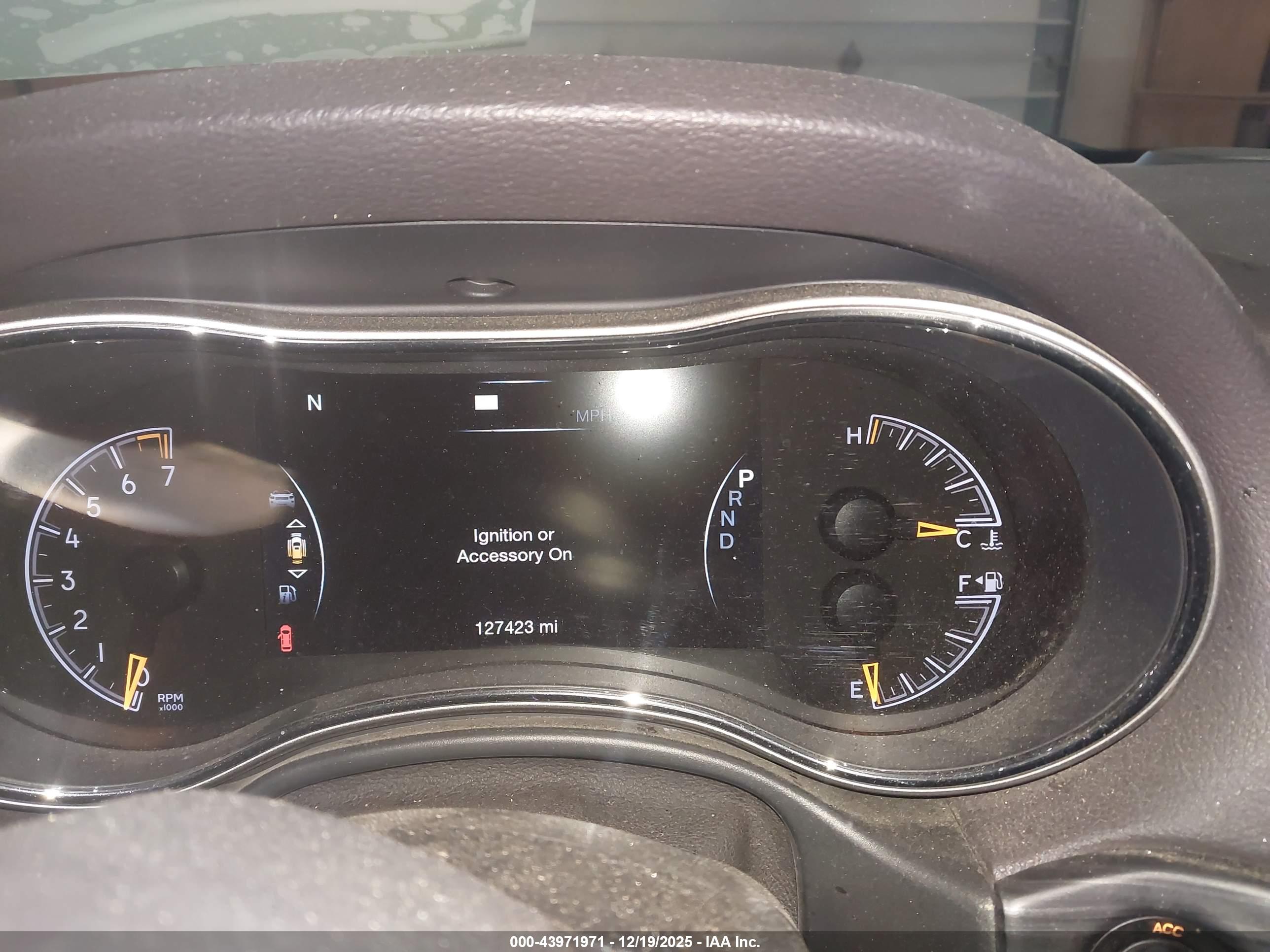 JEEP GRAND image 7