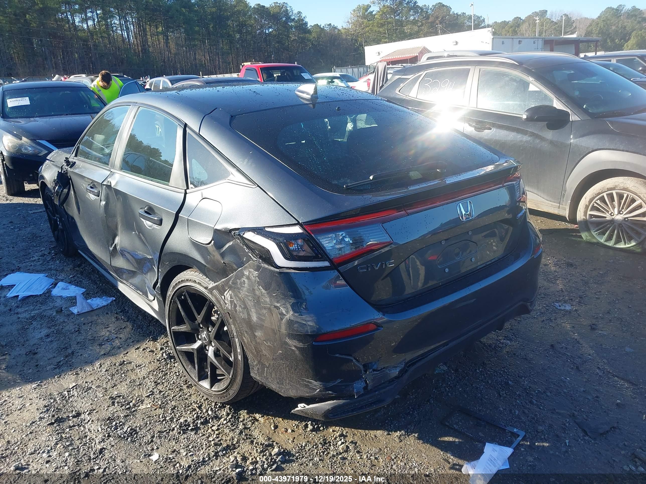 HONDA CIVIC image 3