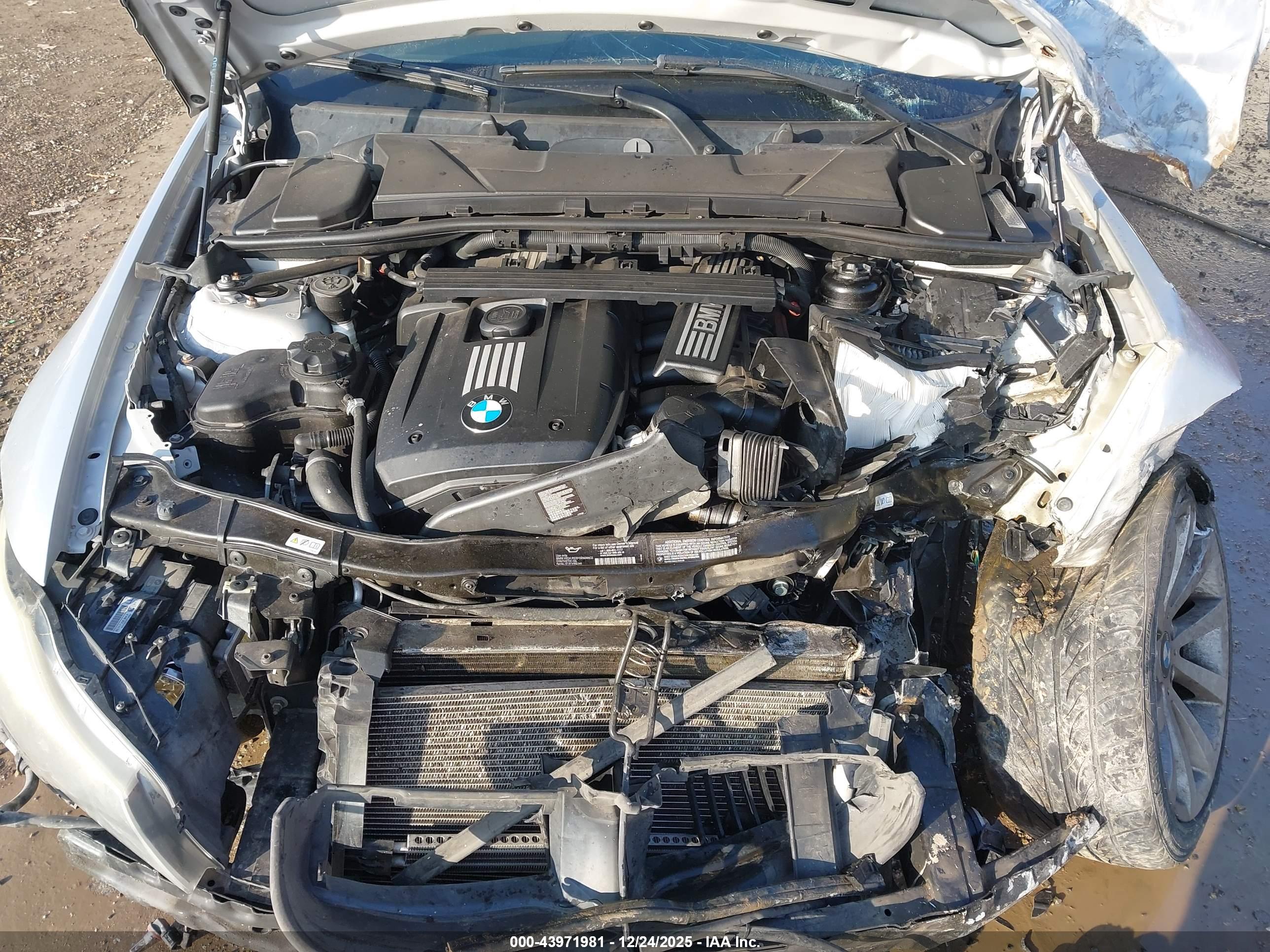 BMW 328I image 10