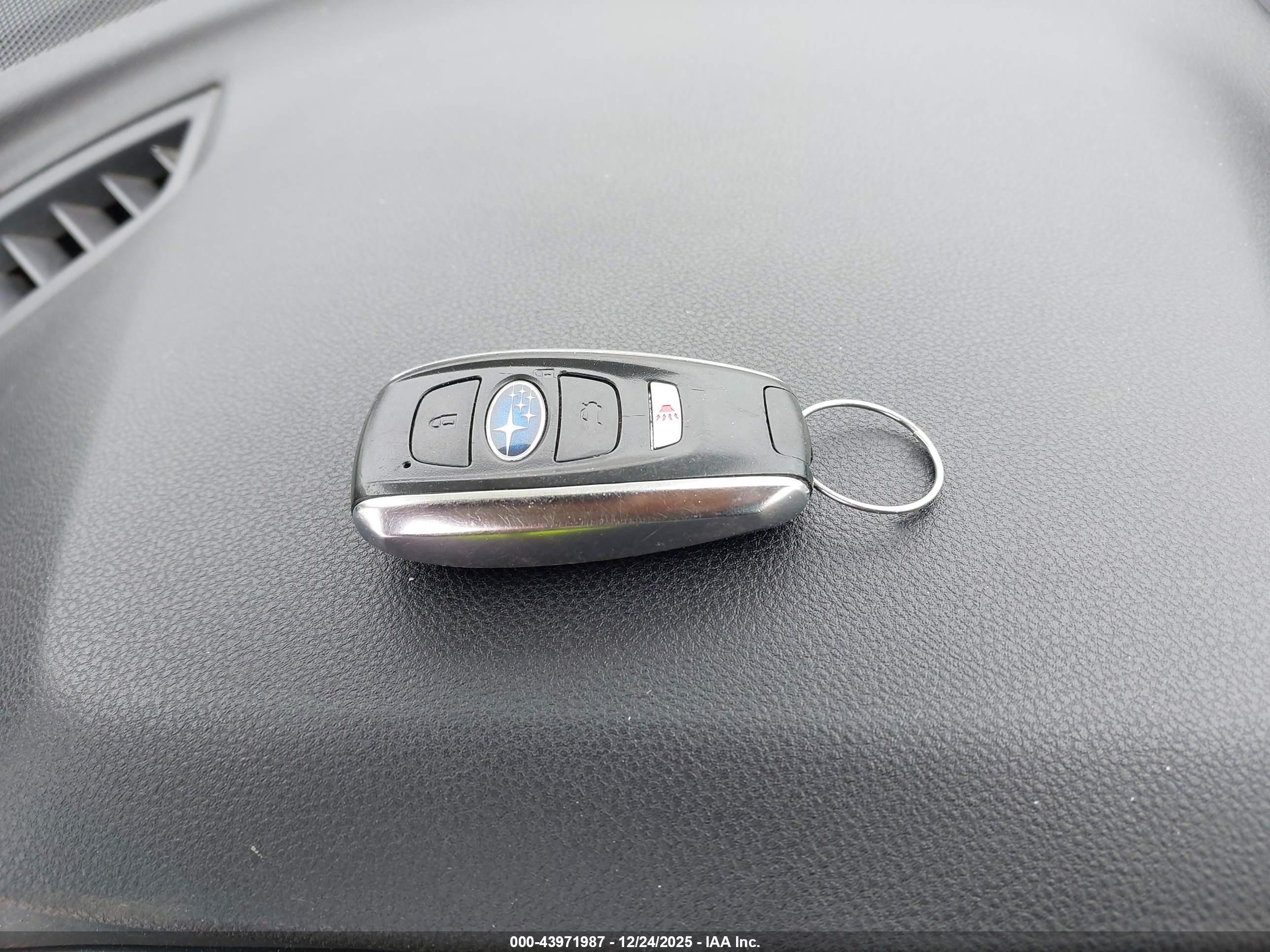 SUBARU FORESTER image 11