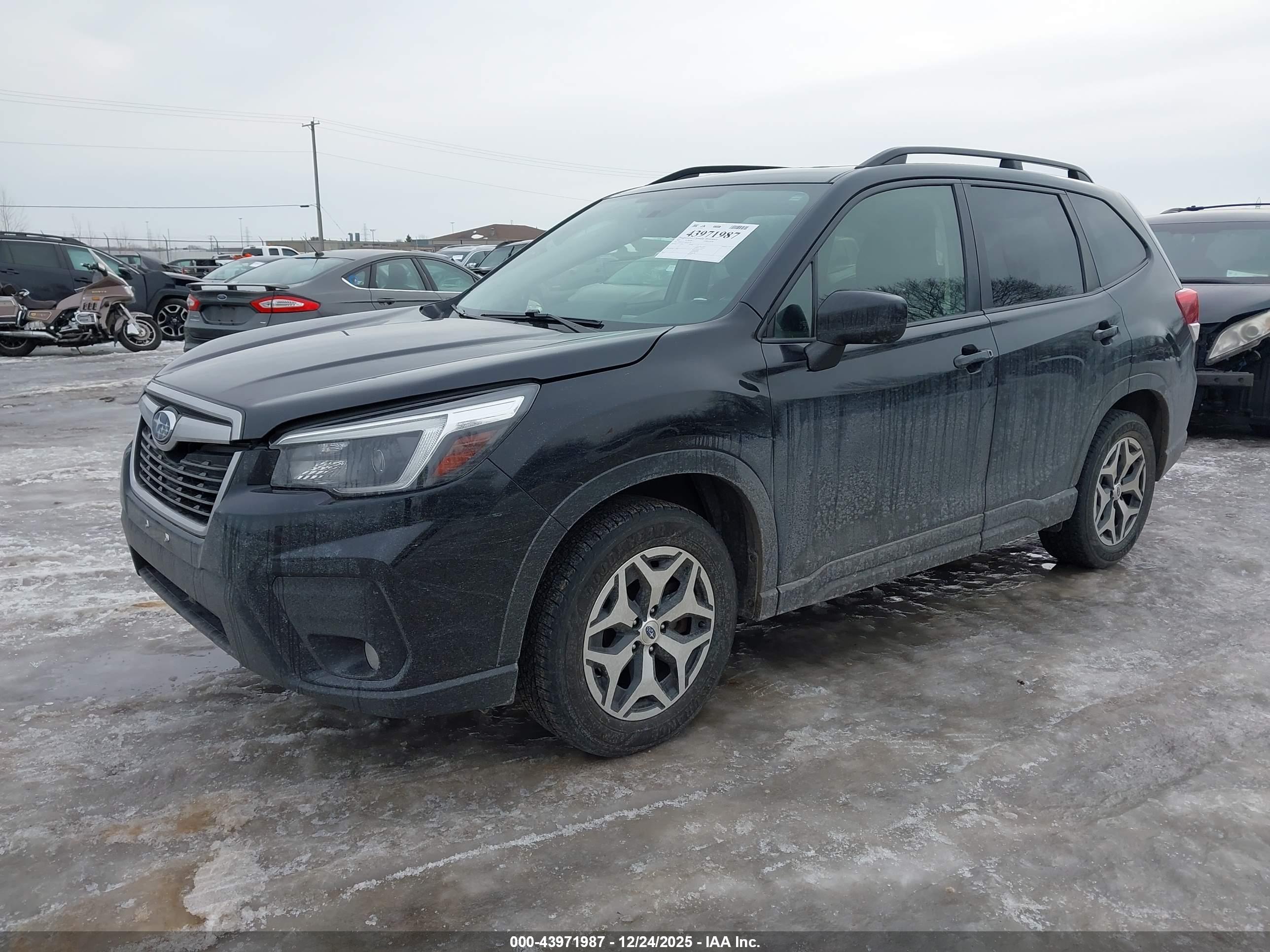SUBARU FORESTER image 2