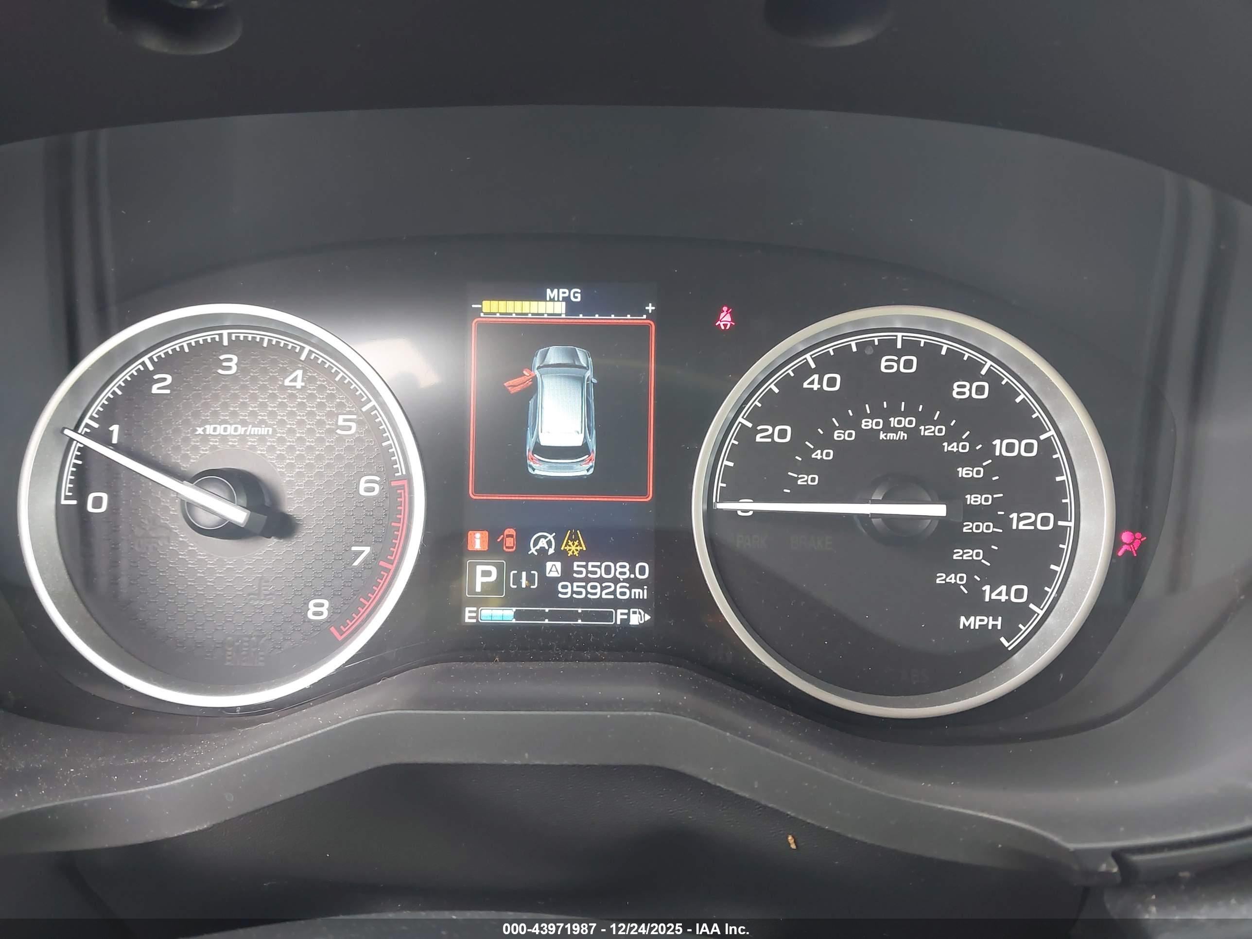 SUBARU FORESTER image 7