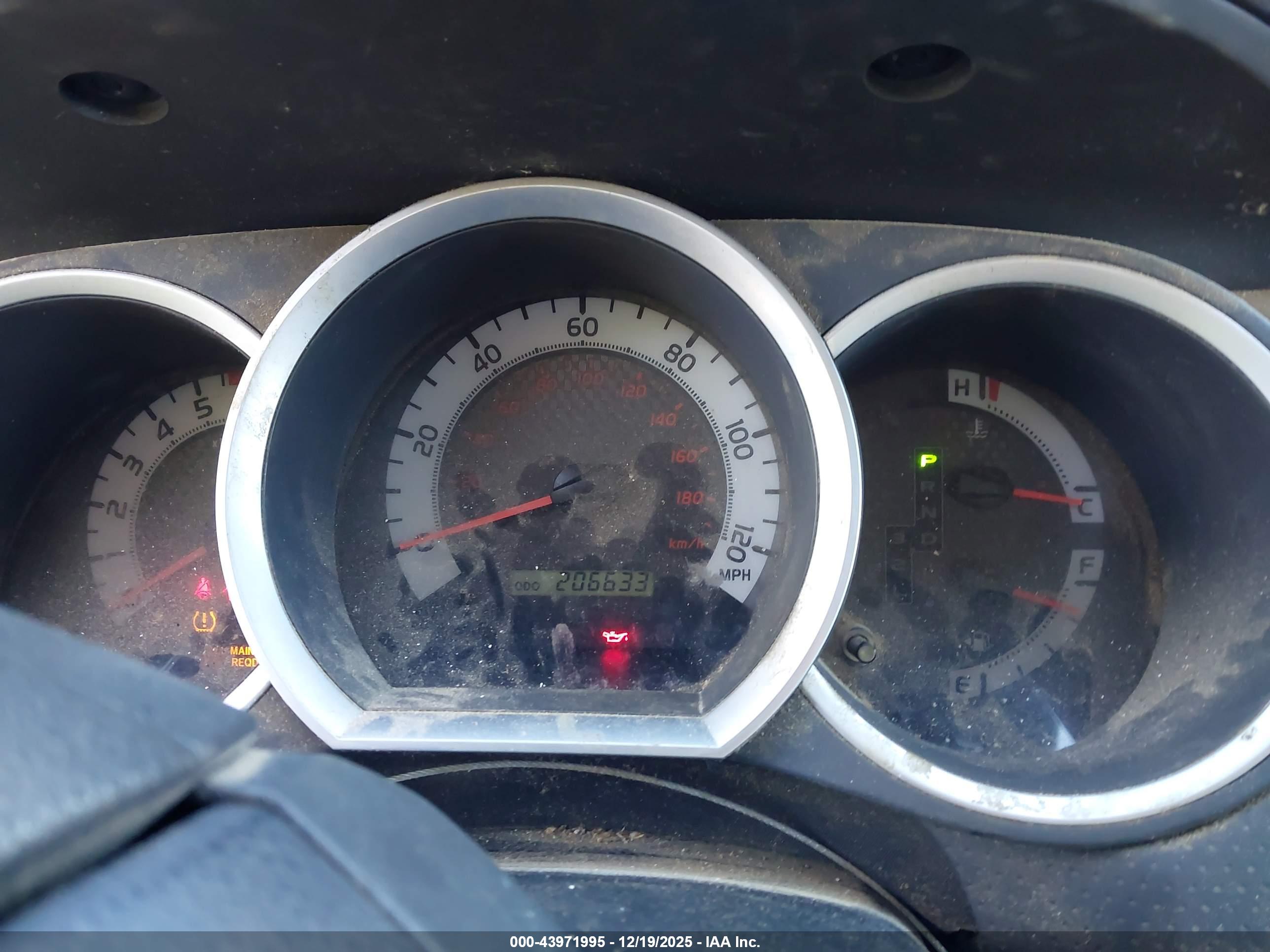 TOYOTA TACOMA image 7