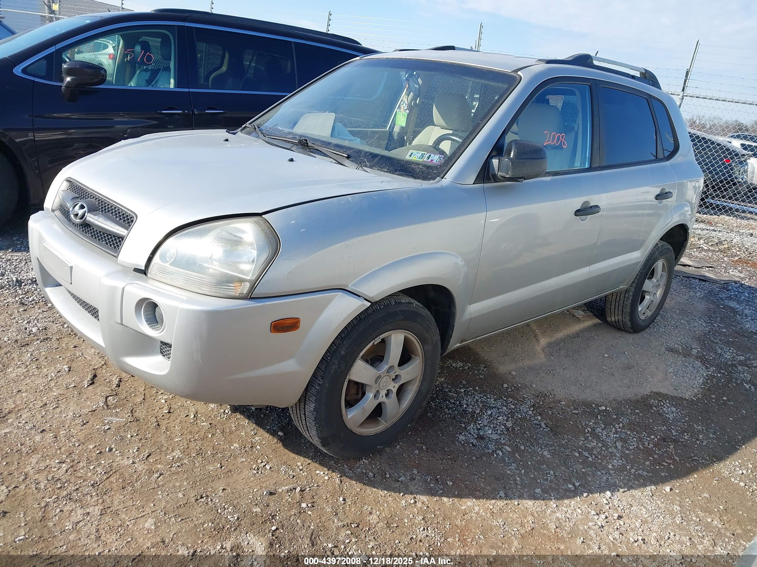 HYUNDAI TUCSON image 2