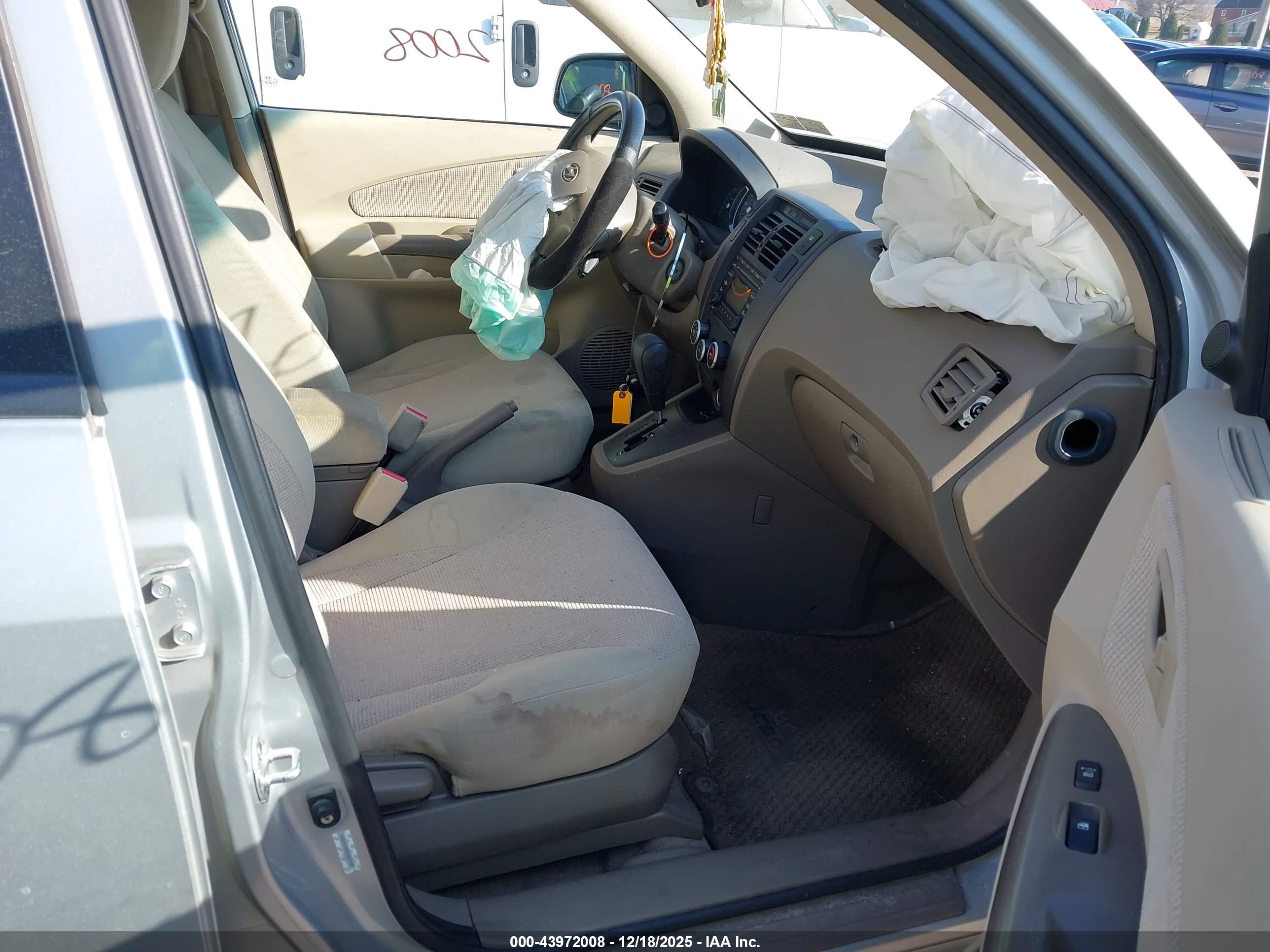 HYUNDAI TUCSON image 5