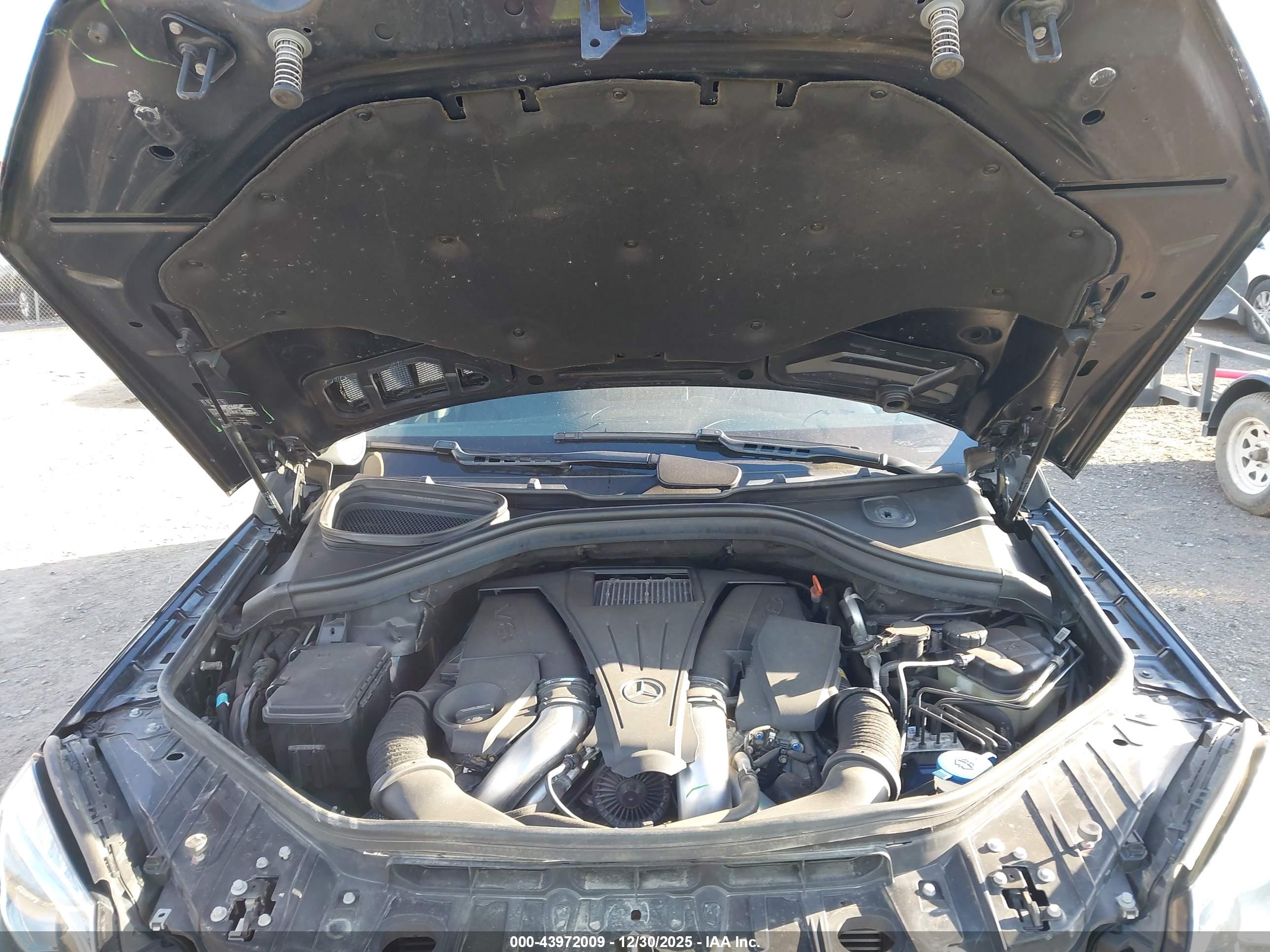 MERCEDES-BENZ GLS image 10