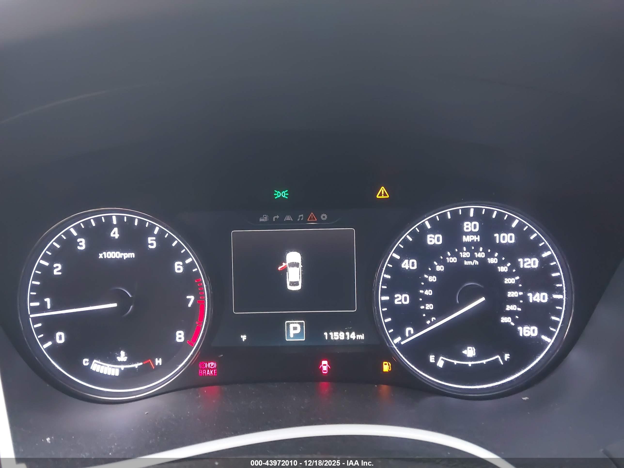 HYUNDAI GENESIS image 7