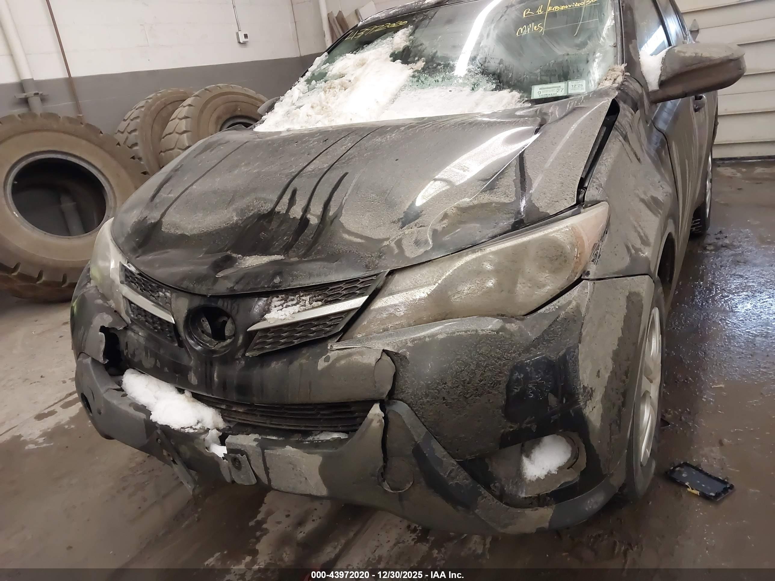 TOYOTA RAV4 image 6