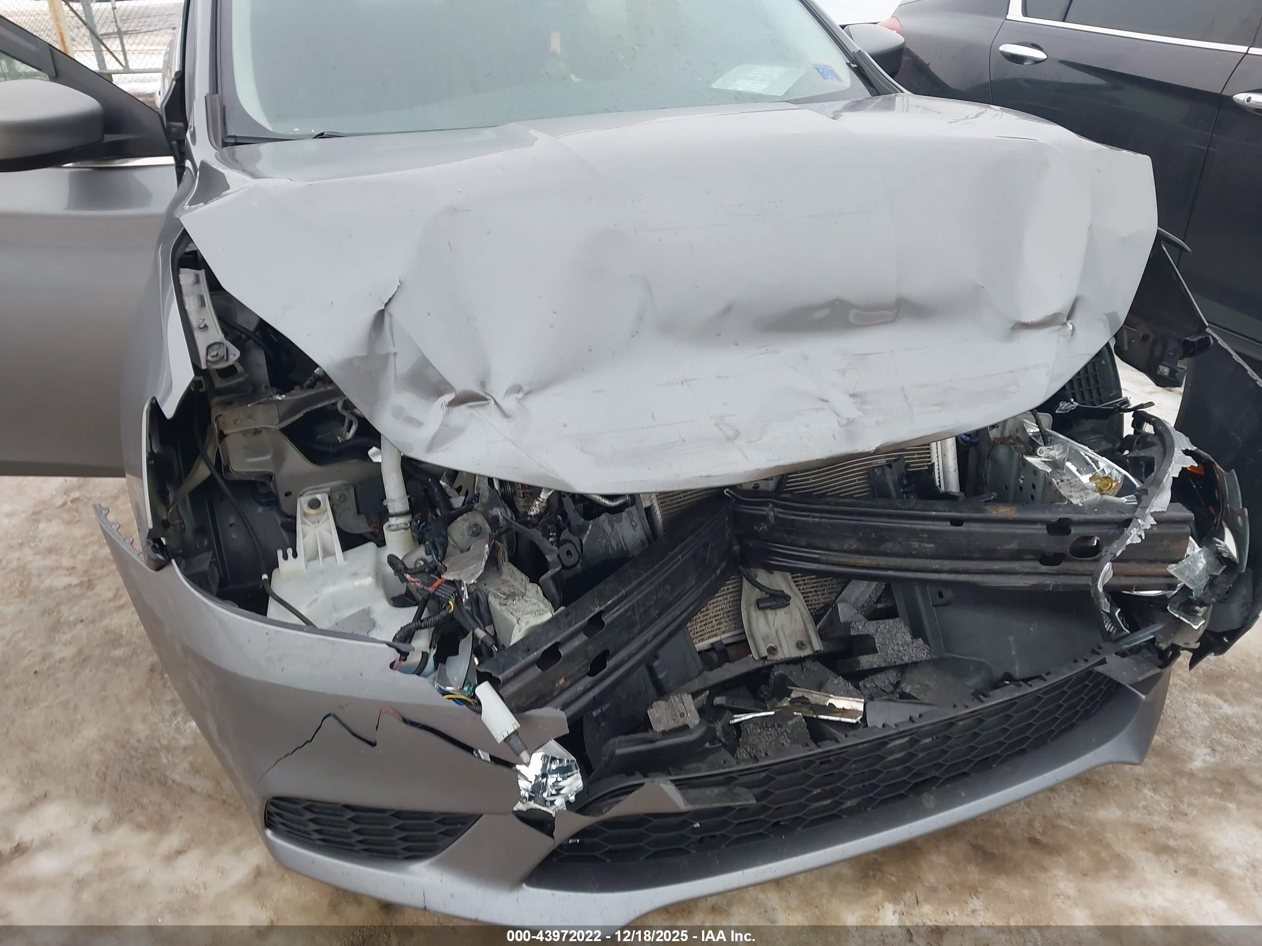 NISSAN SENTRA image 6