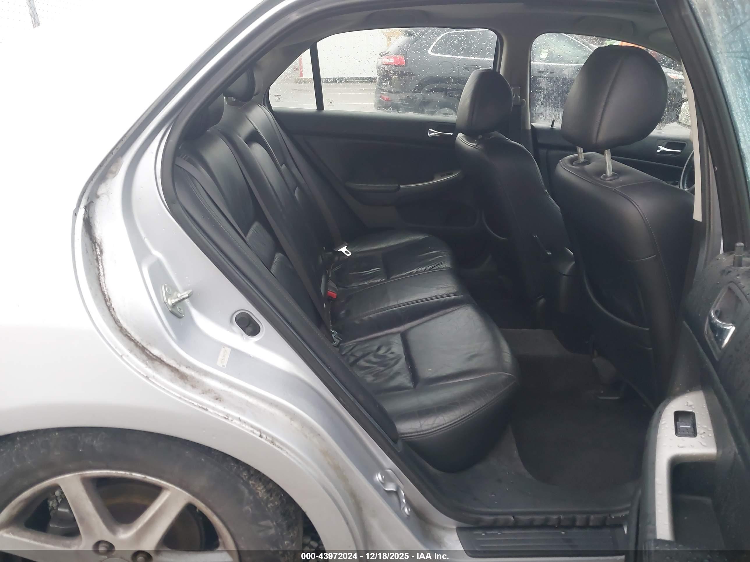 HONDA ACCORD image 8