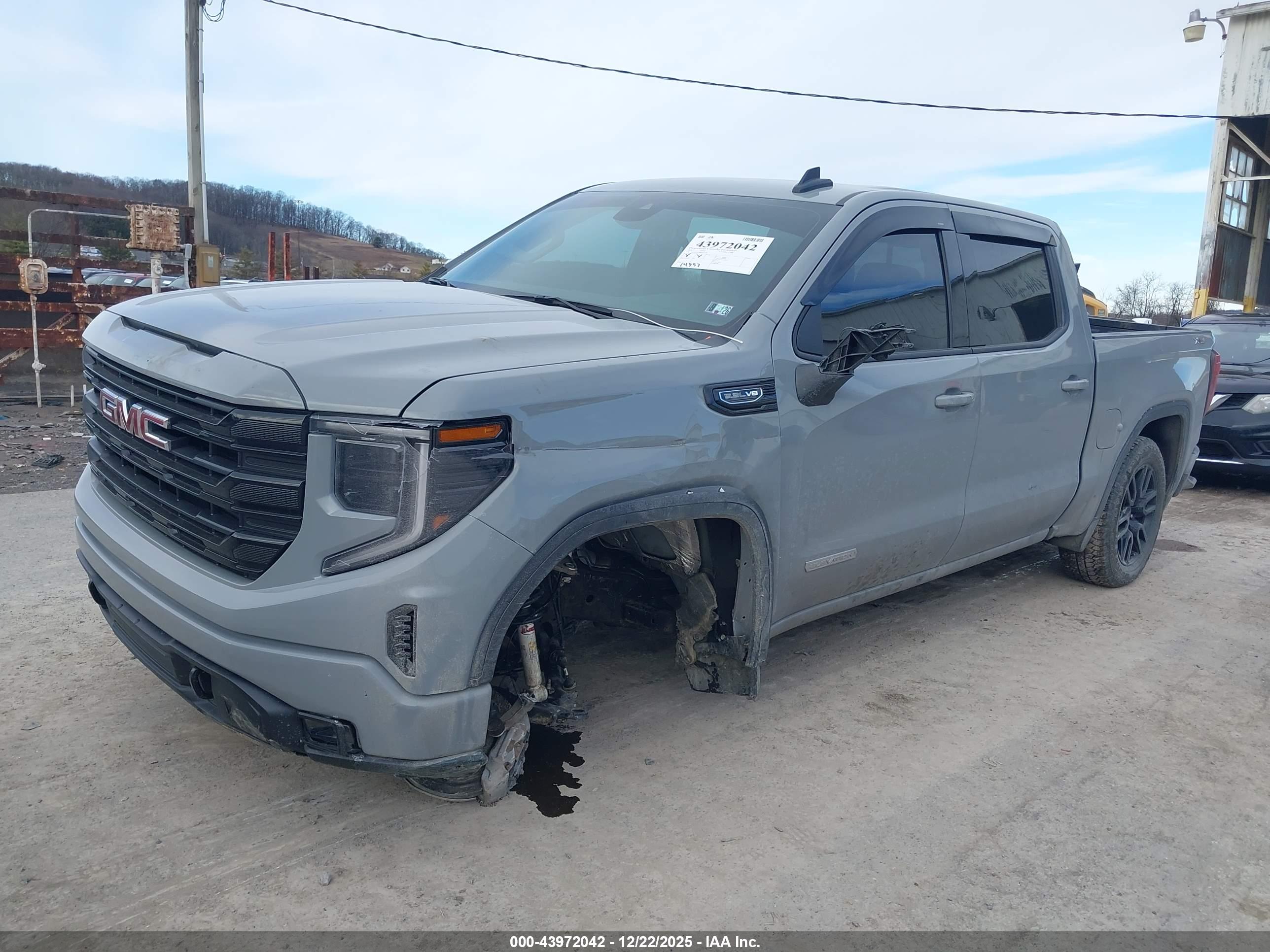 GMC SIERRA image 6