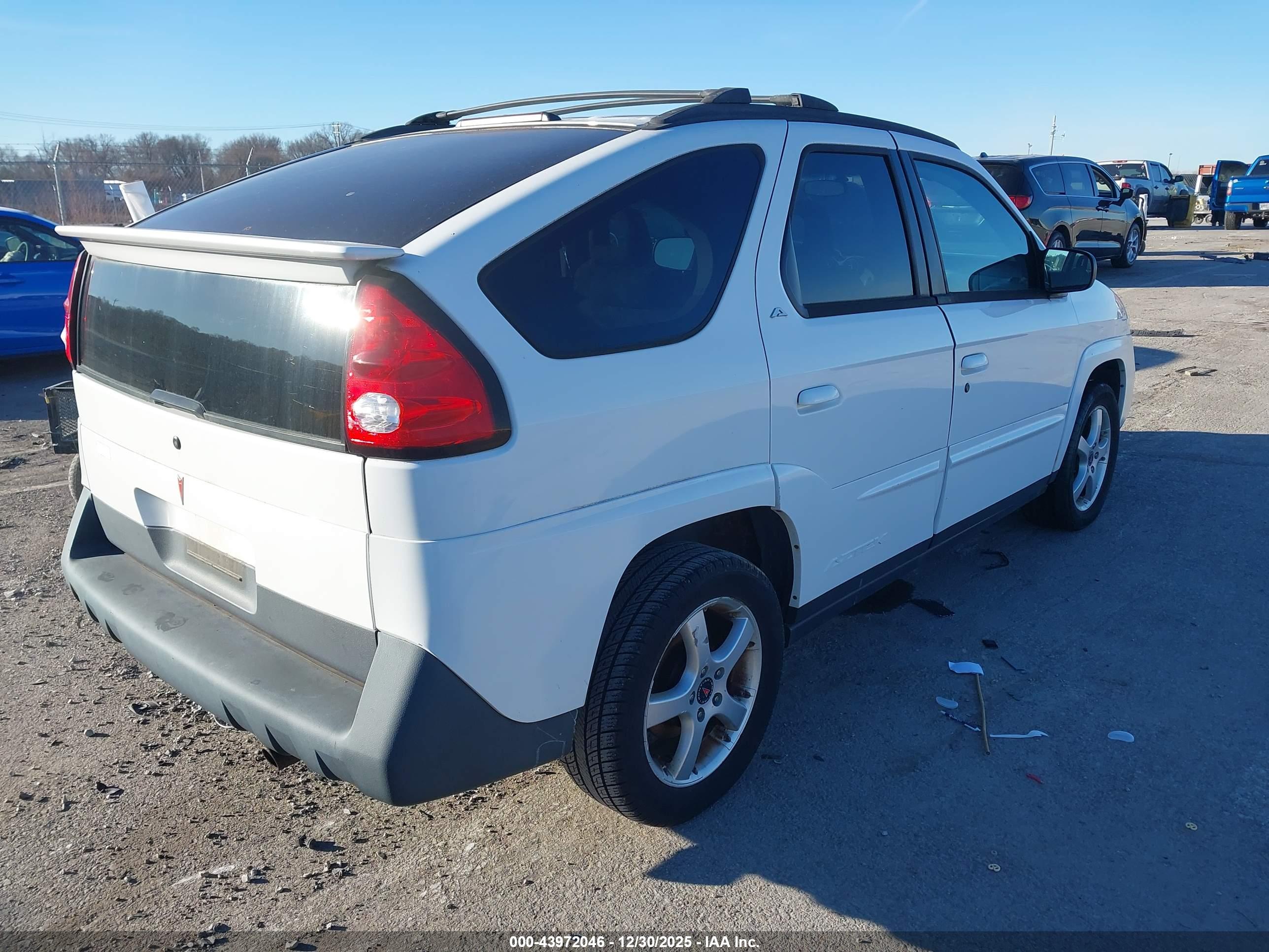 PONTIAC AZTEK image 4