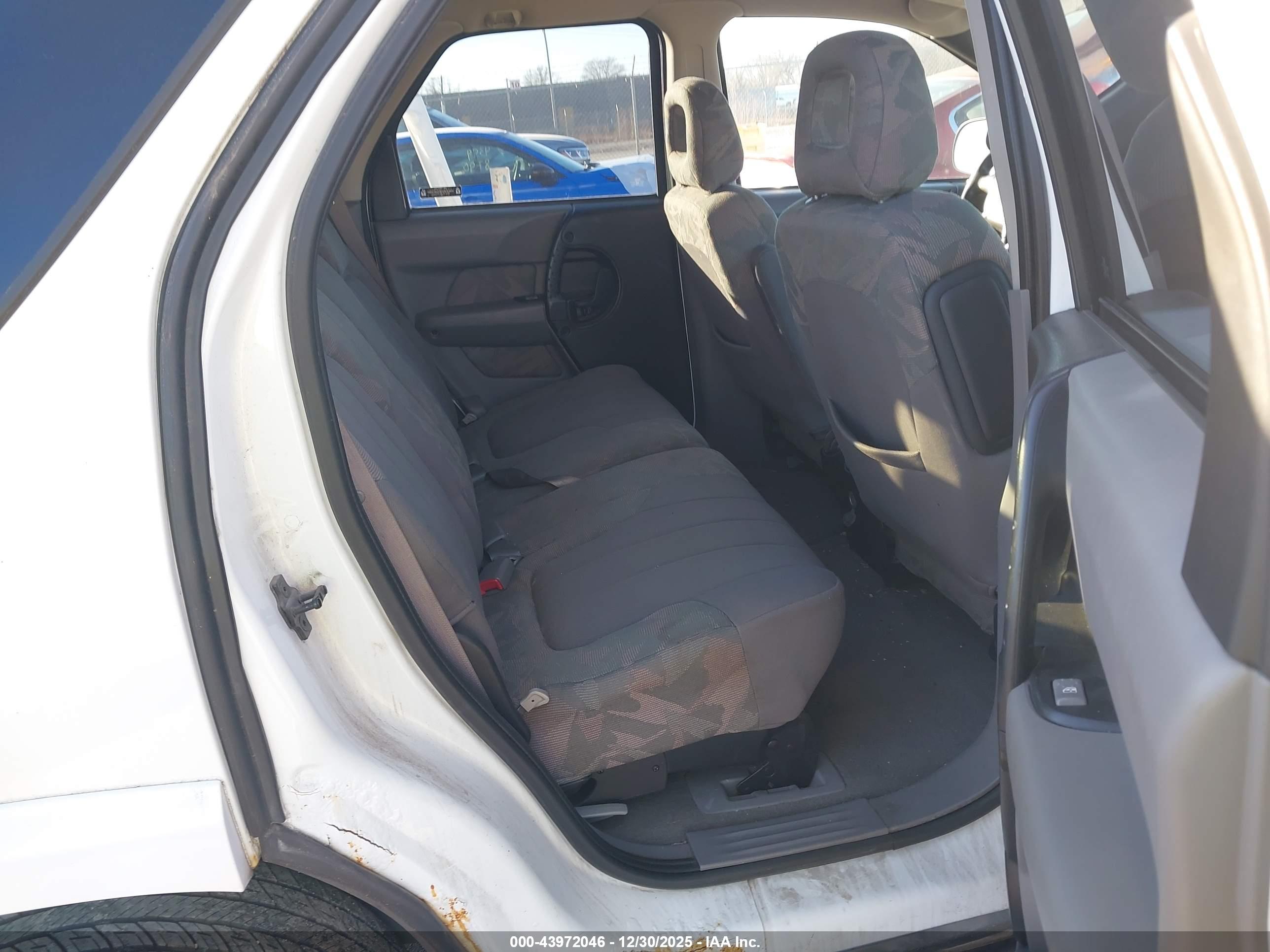 PONTIAC AZTEK image 8