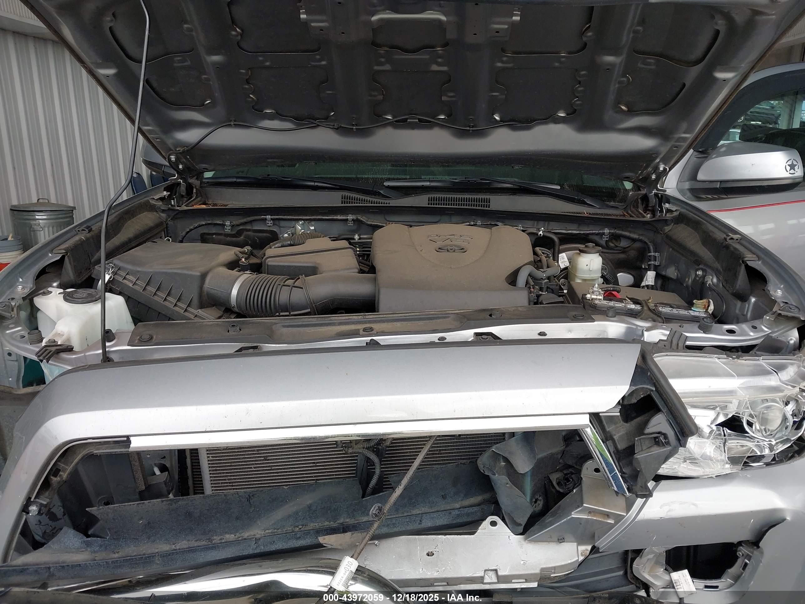 TOYOTA TACOMA image 10