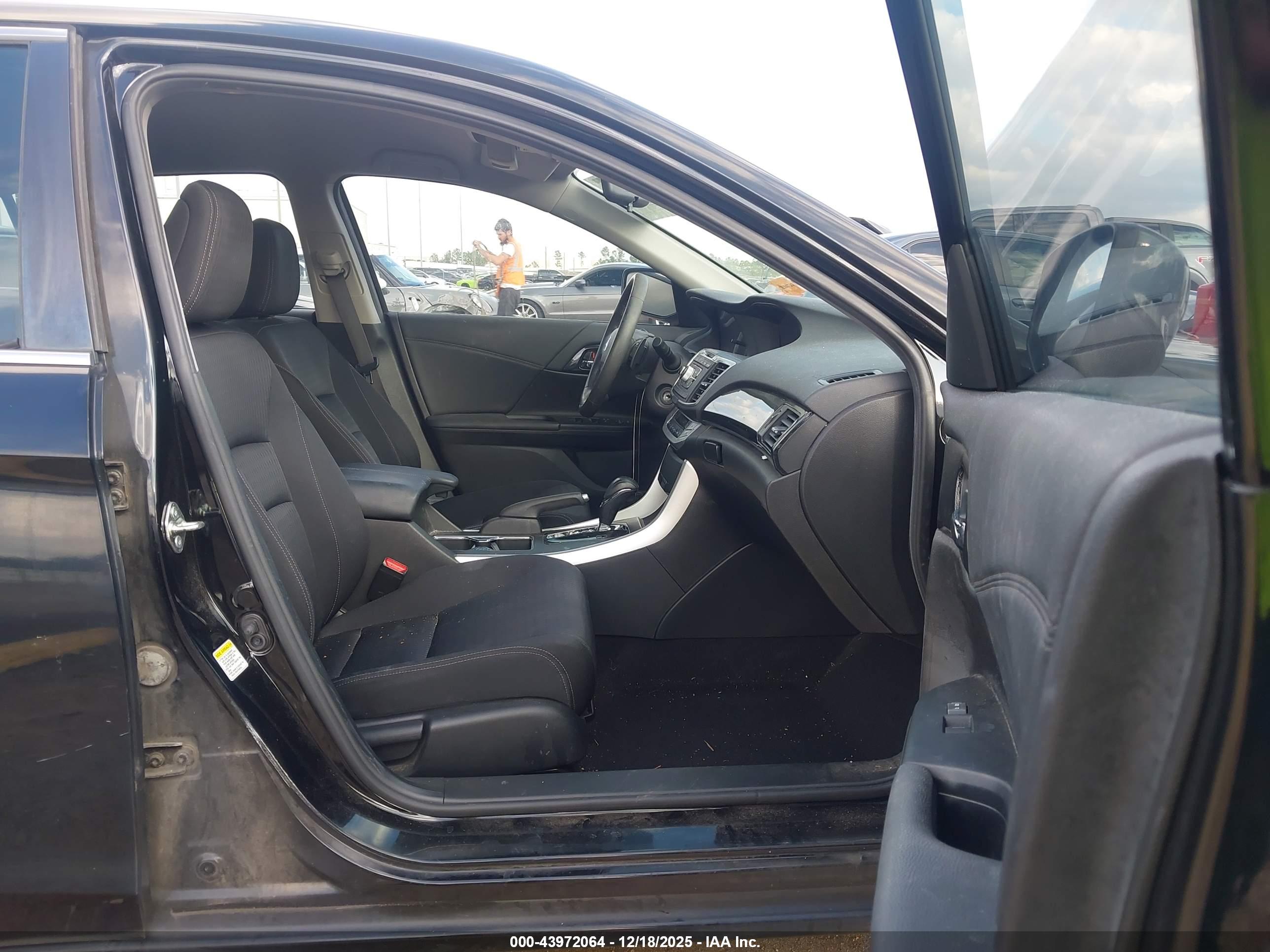 HONDA ACCORD image 5