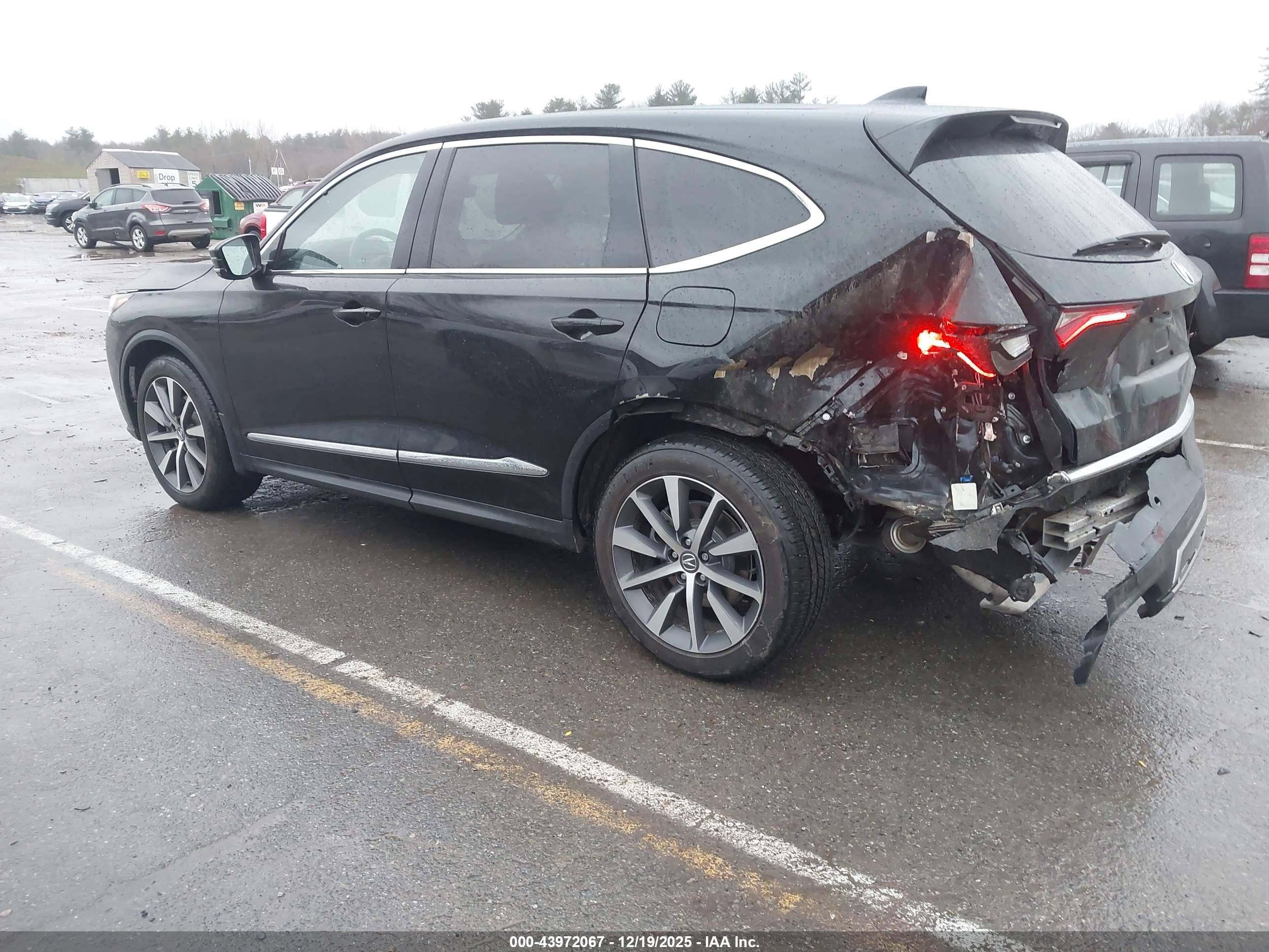 ACURA MDX image 3