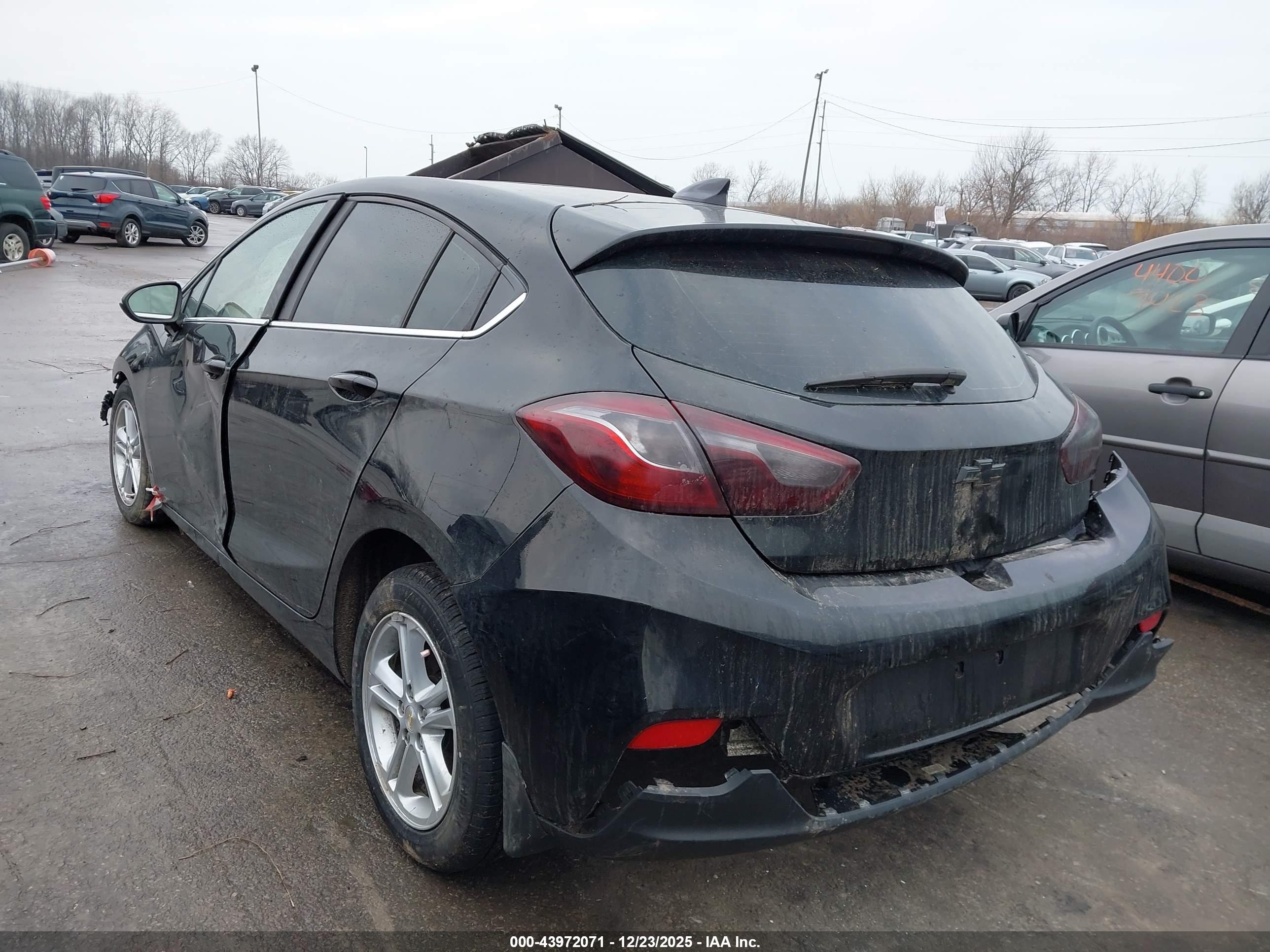 CHEVROLET CRUZE image 3