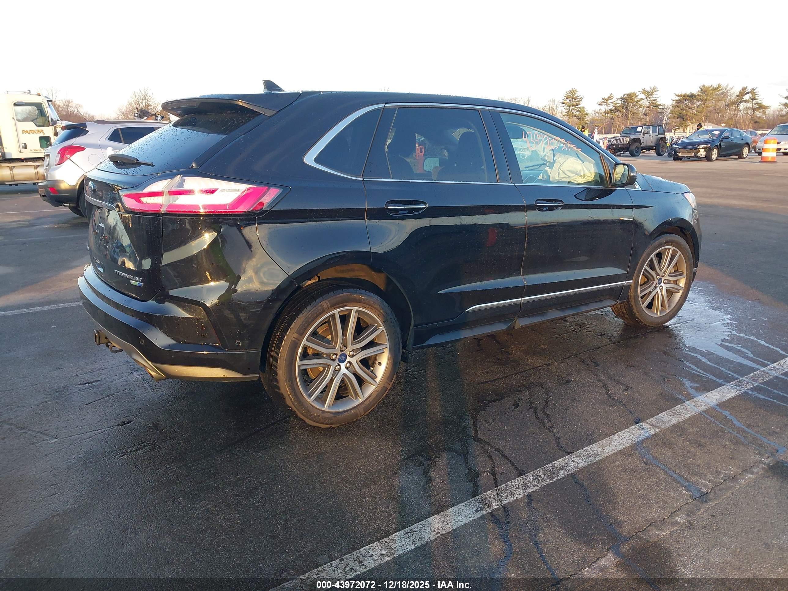 FORD EDGE image 4