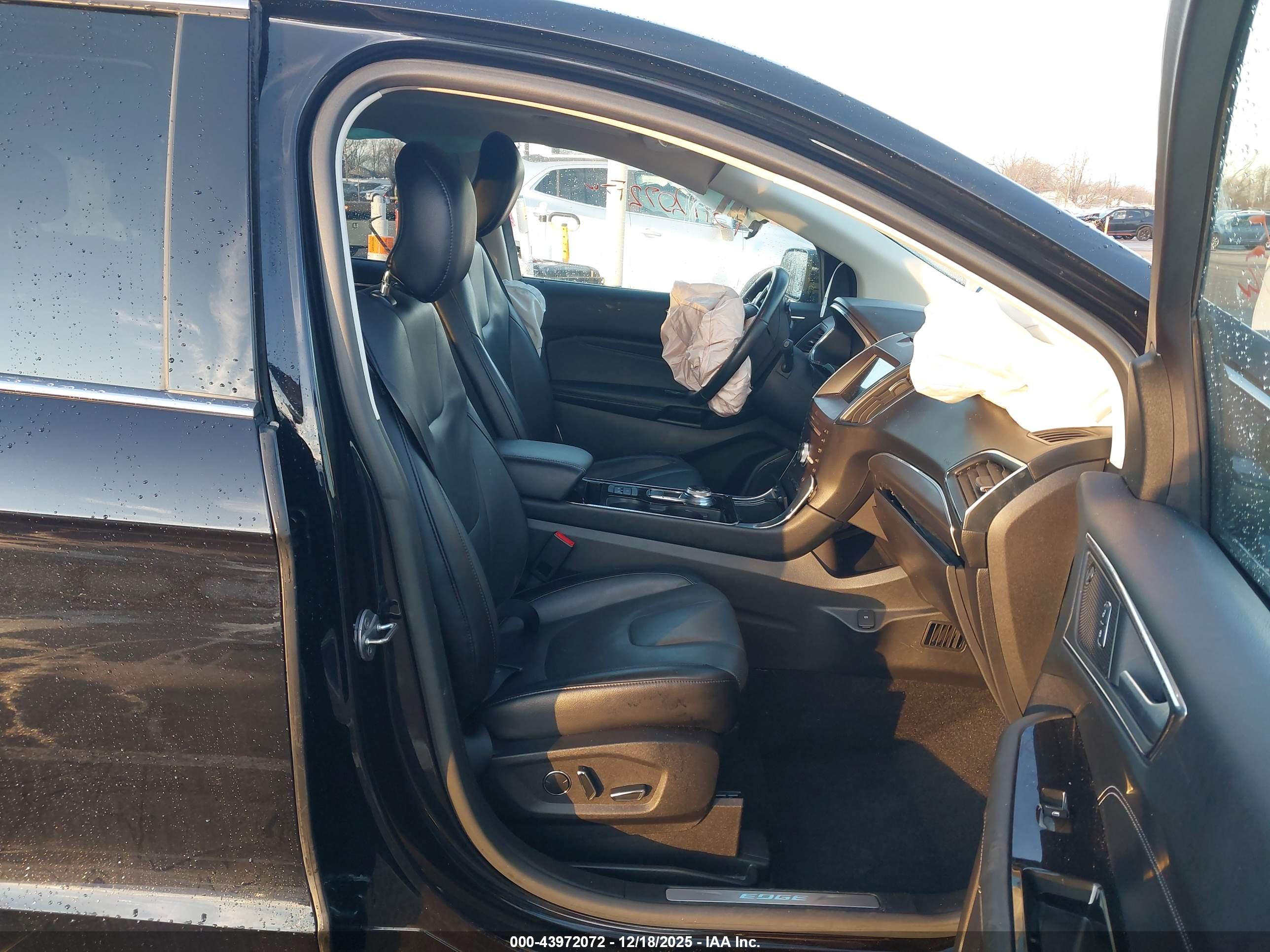 FORD EDGE image 5