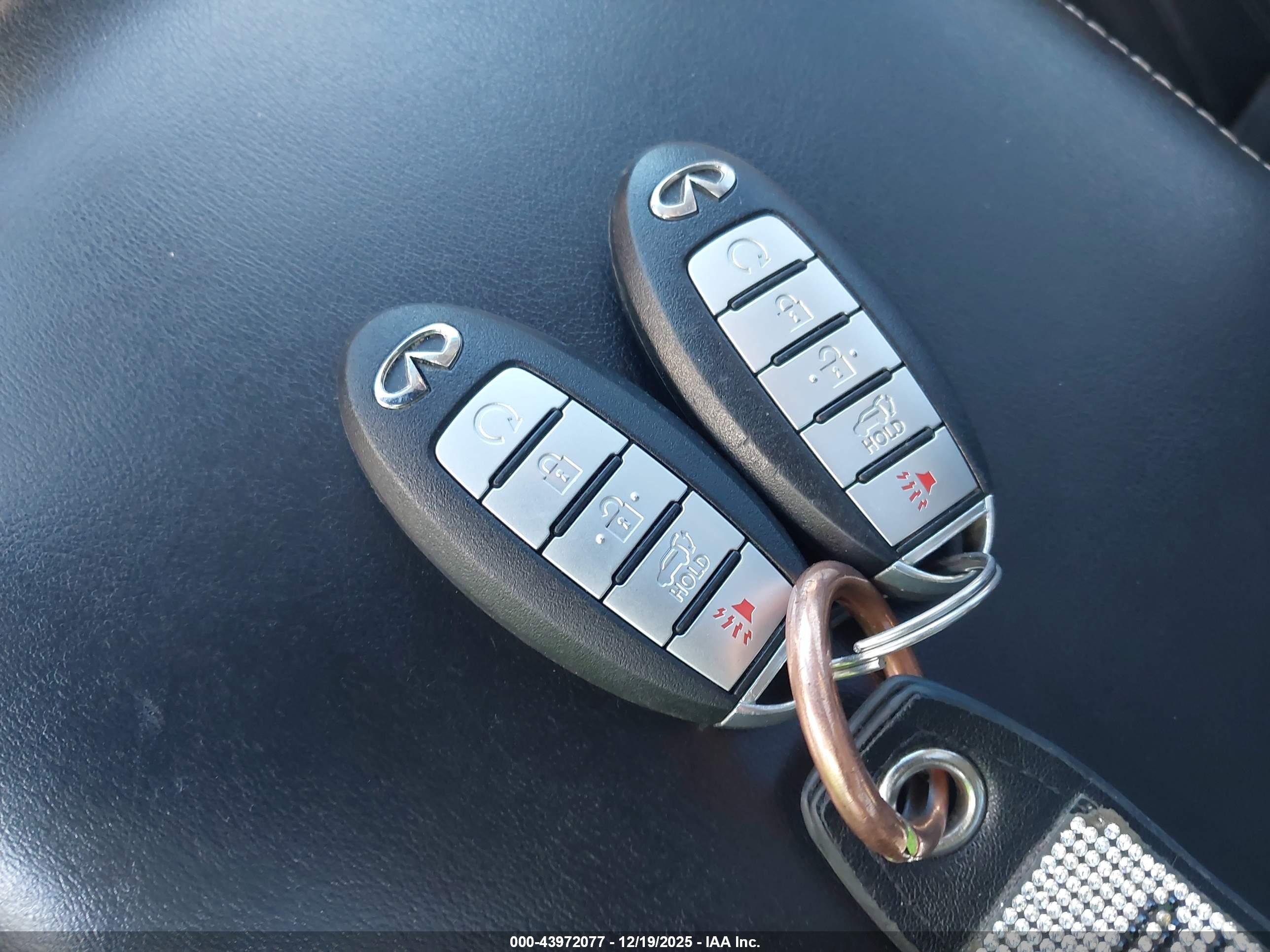 INFINITI QX60 image 11