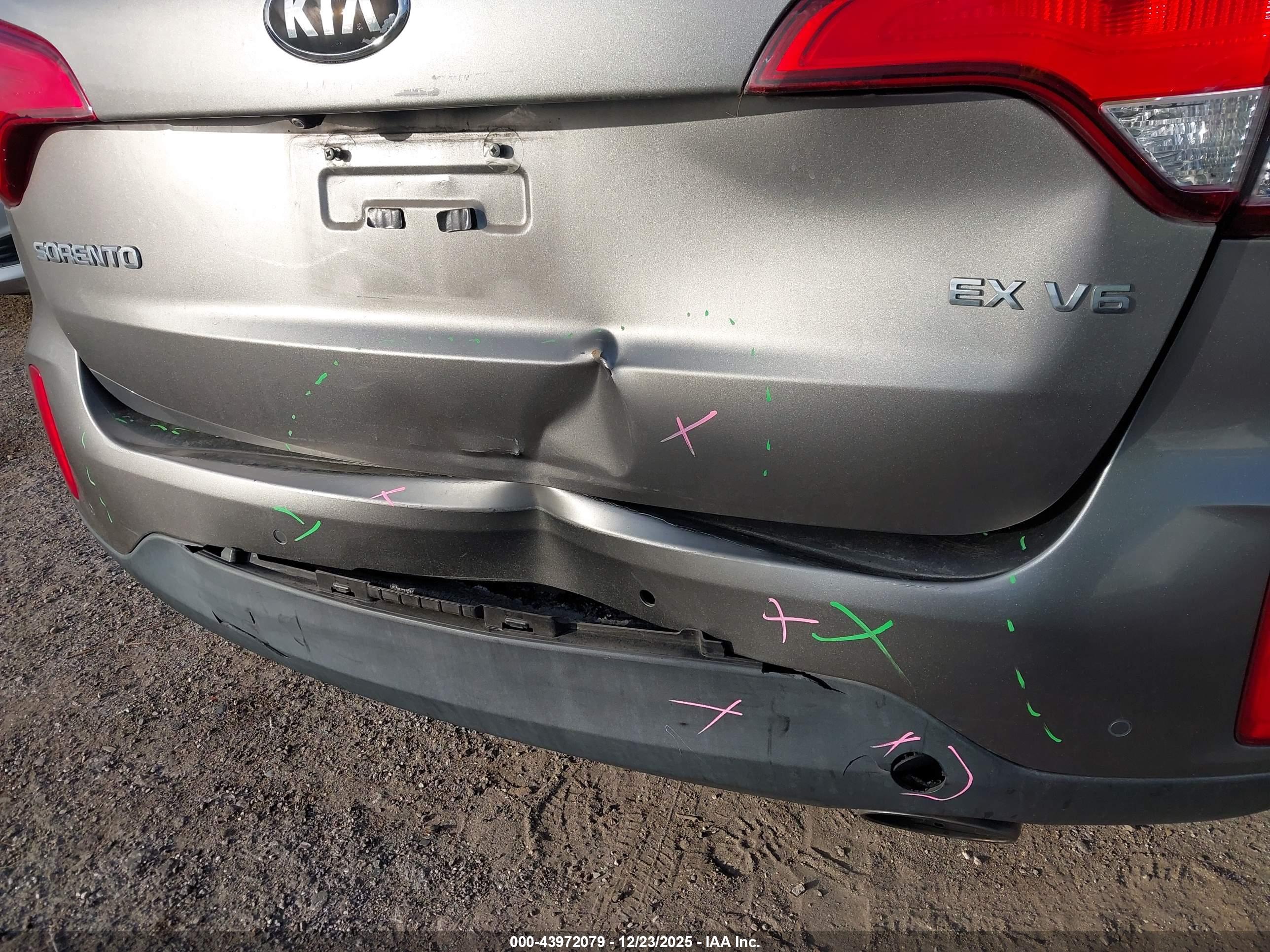 KIA SORENTO image 6