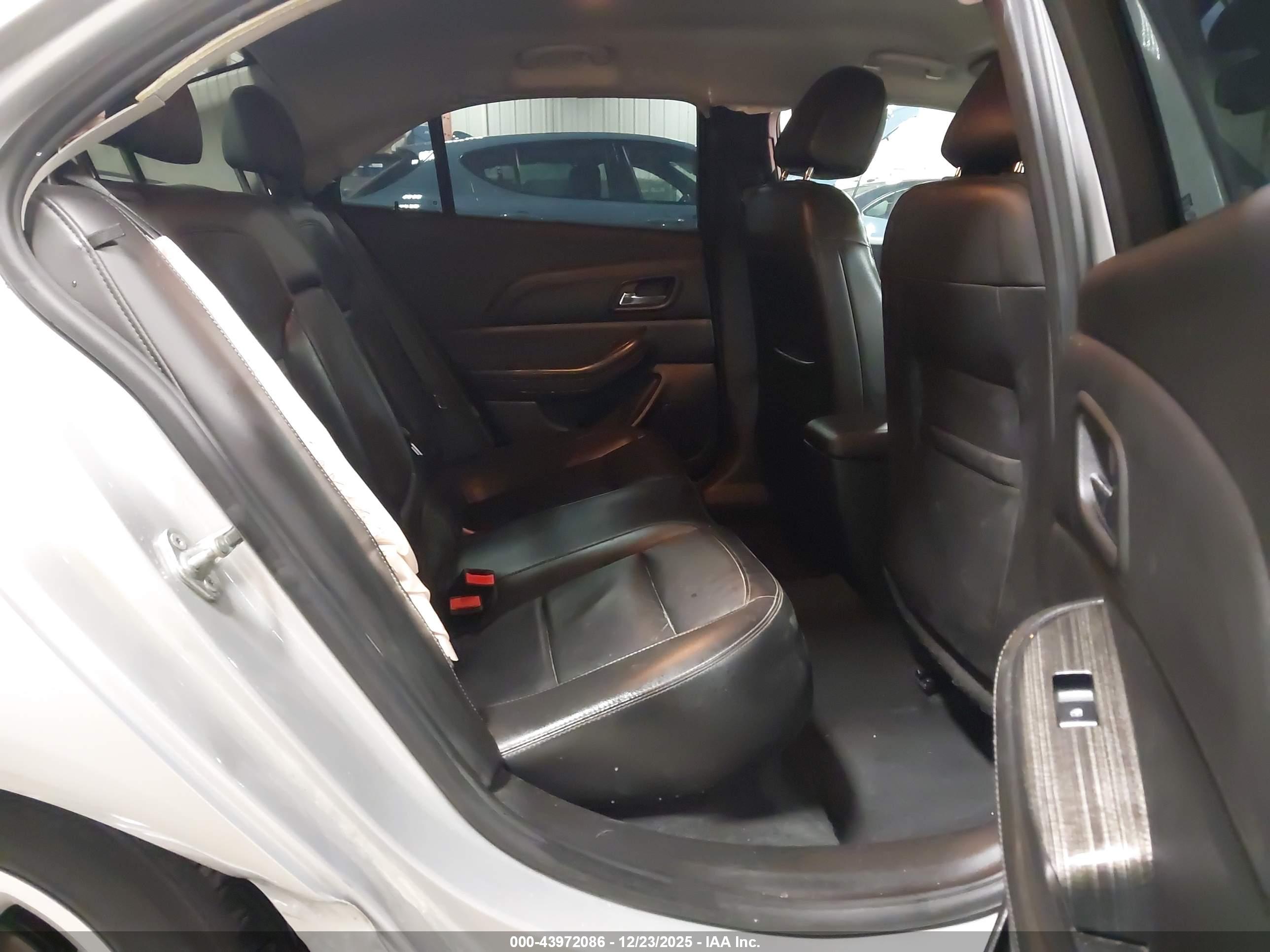 CHEVROLET MALIBU image 8