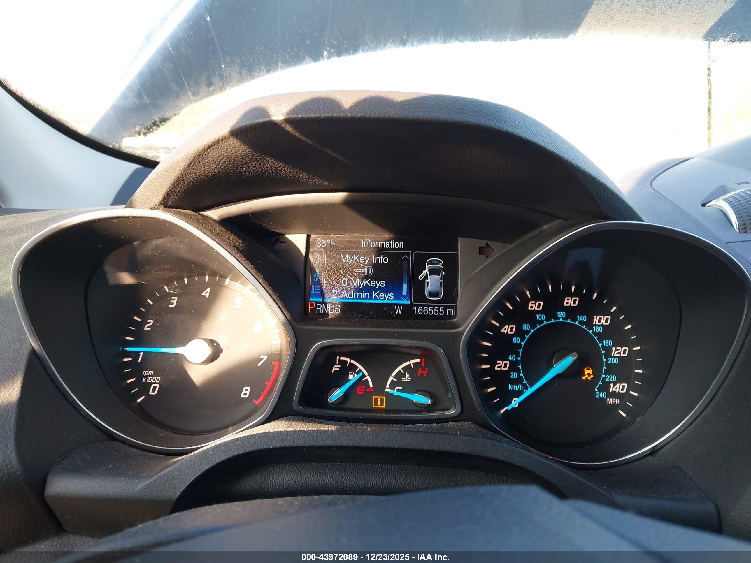 FORD ESCAPE image 7
