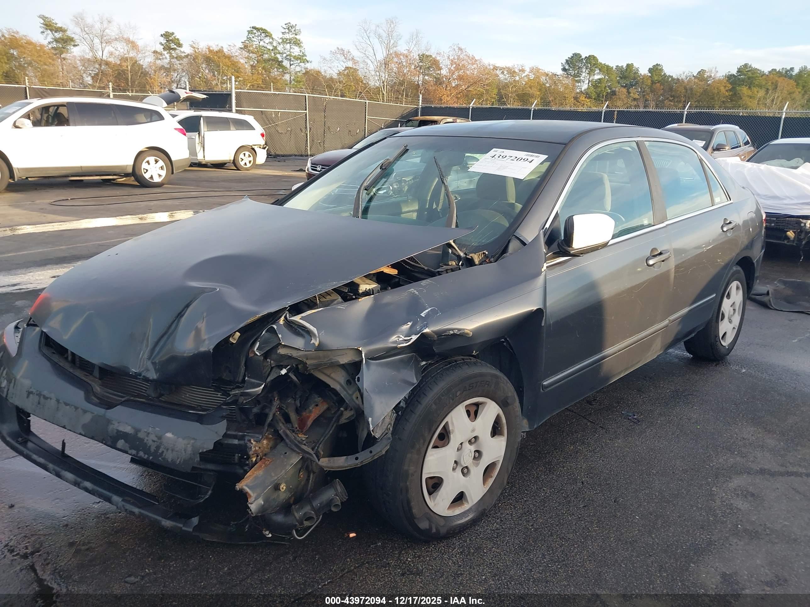 HONDA ACCORD image 2