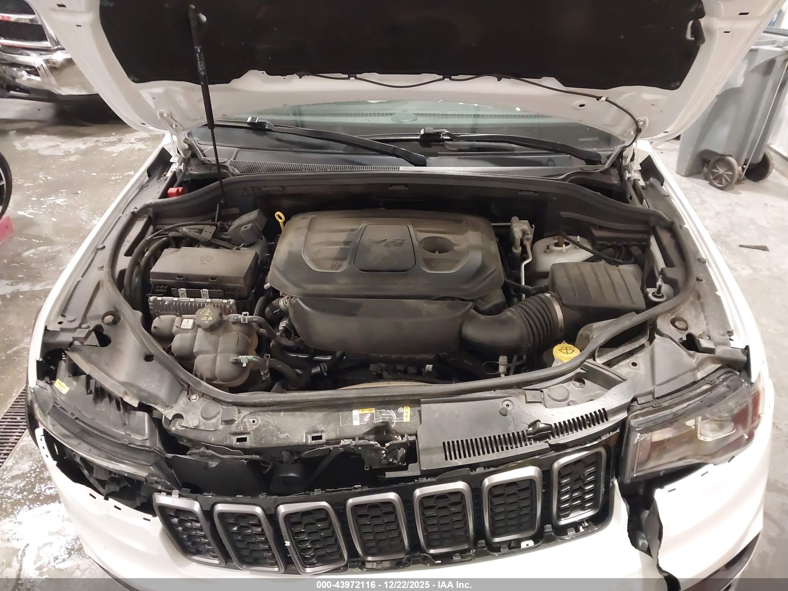 JEEP GRAND image 10