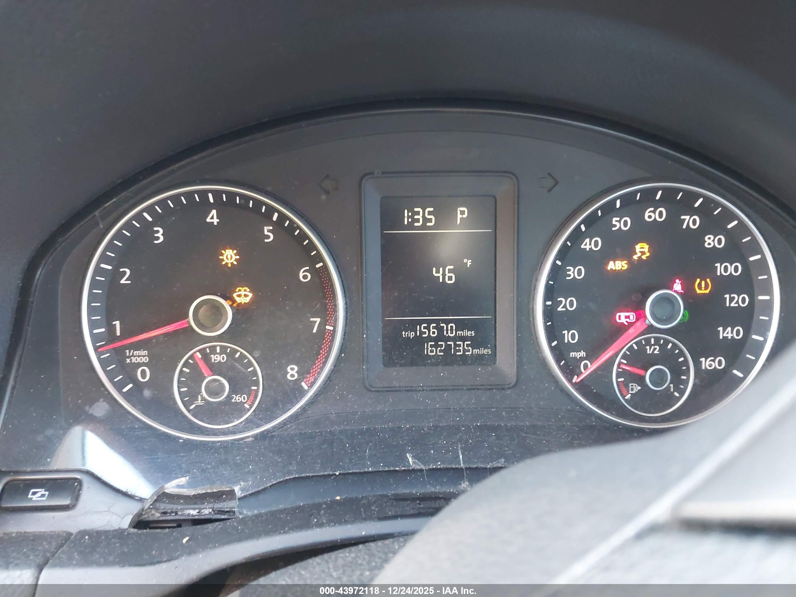 VOLKSWAGEN JETTA image 7