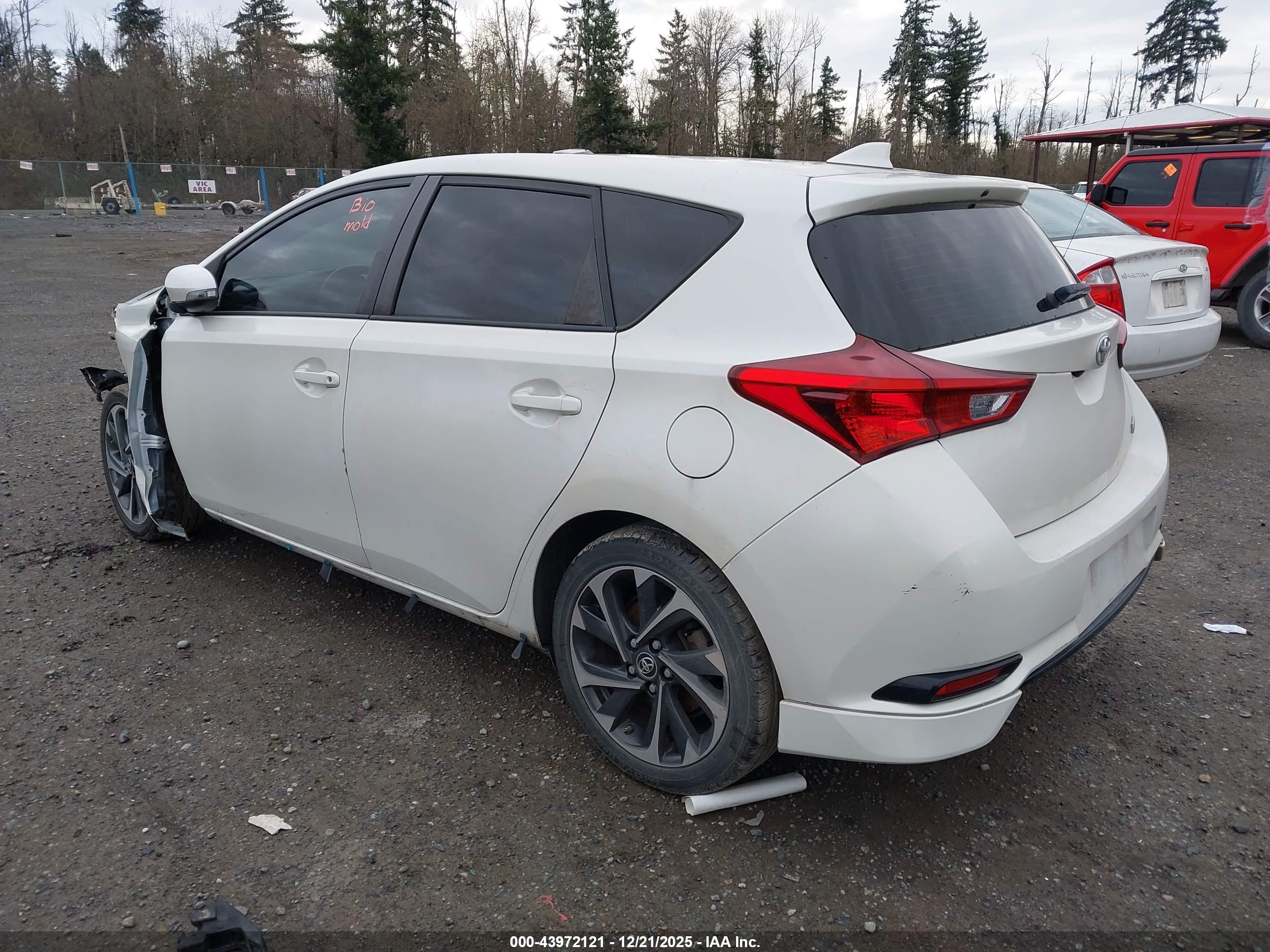 TOYOTA COROLLA image 3