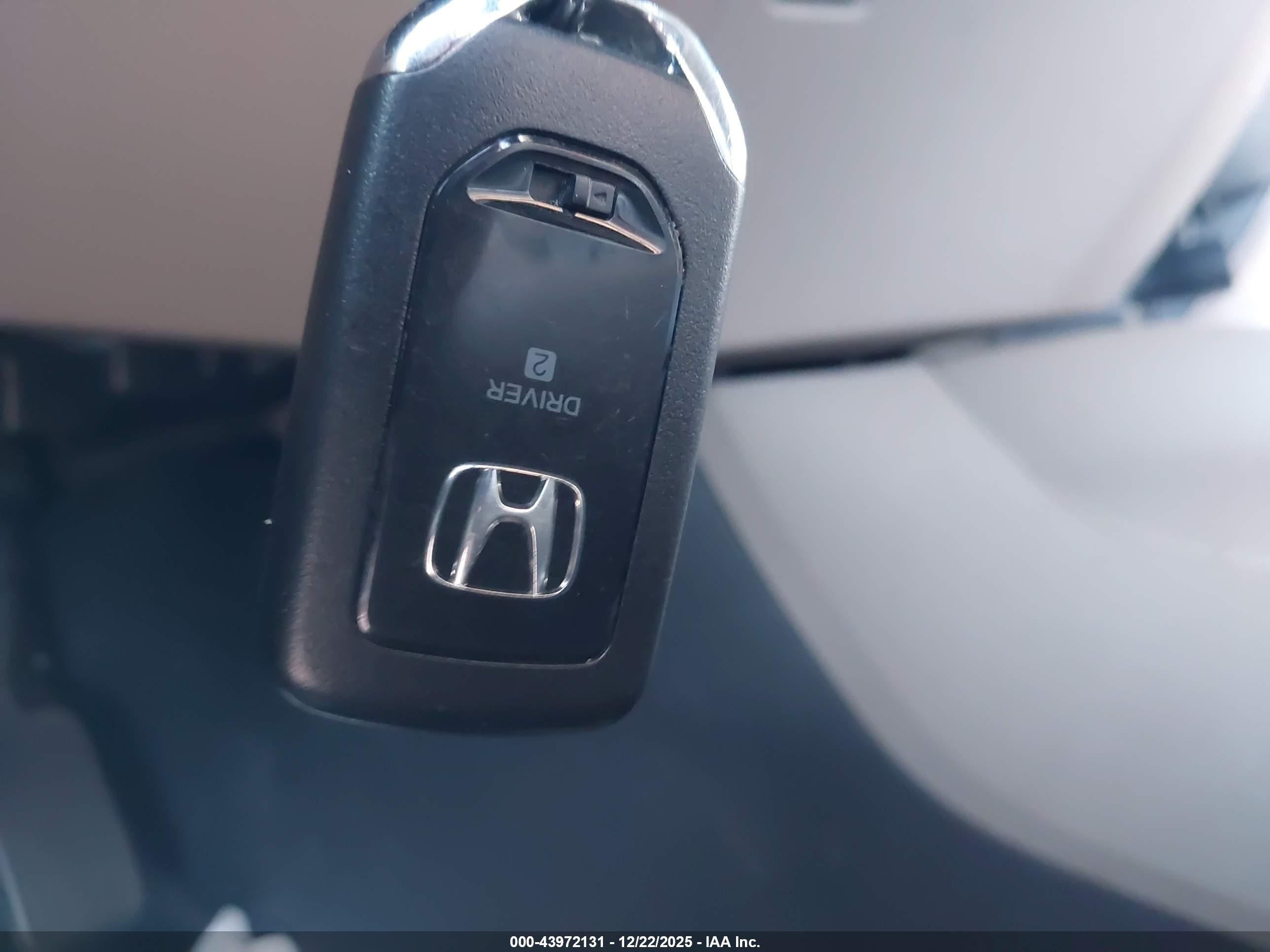 HONDA PILOT image 11