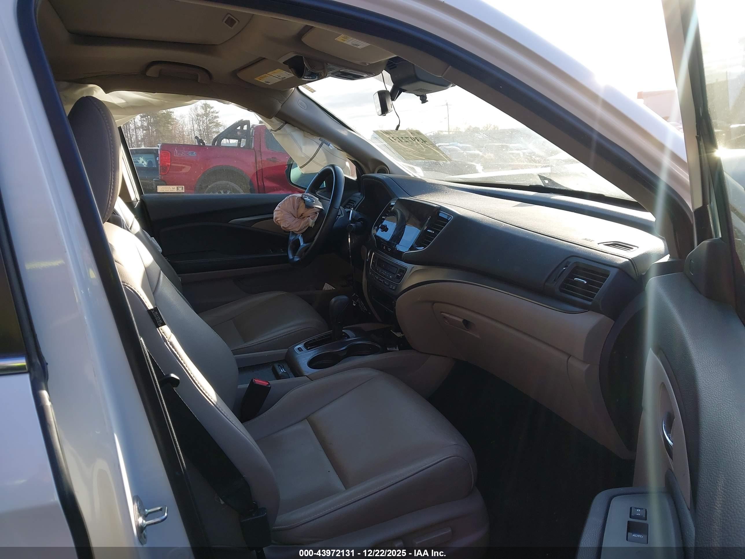 HONDA PILOT image 5