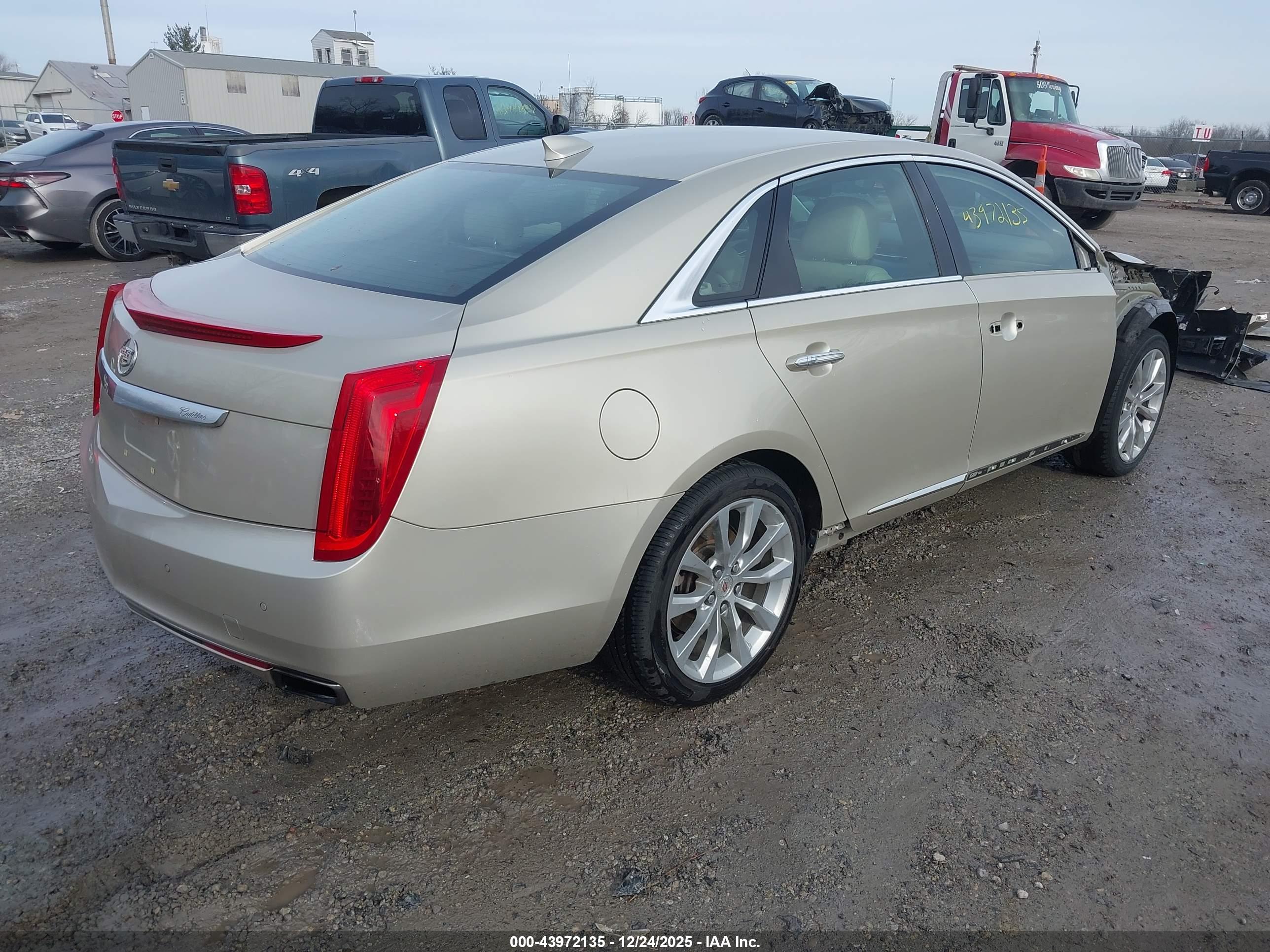 CADILLAC XTS image 4
