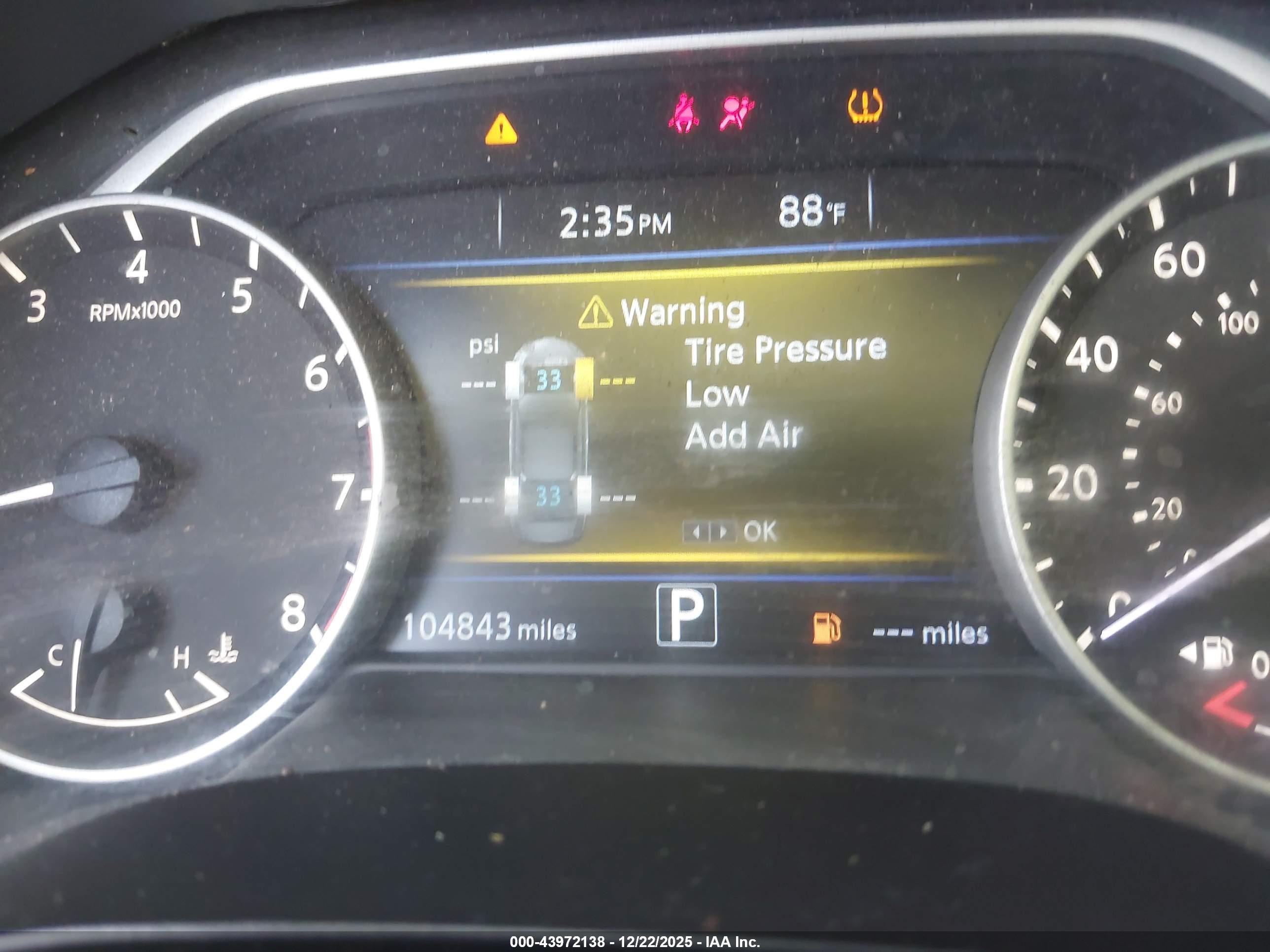 NISSAN MAXIMA image 7
