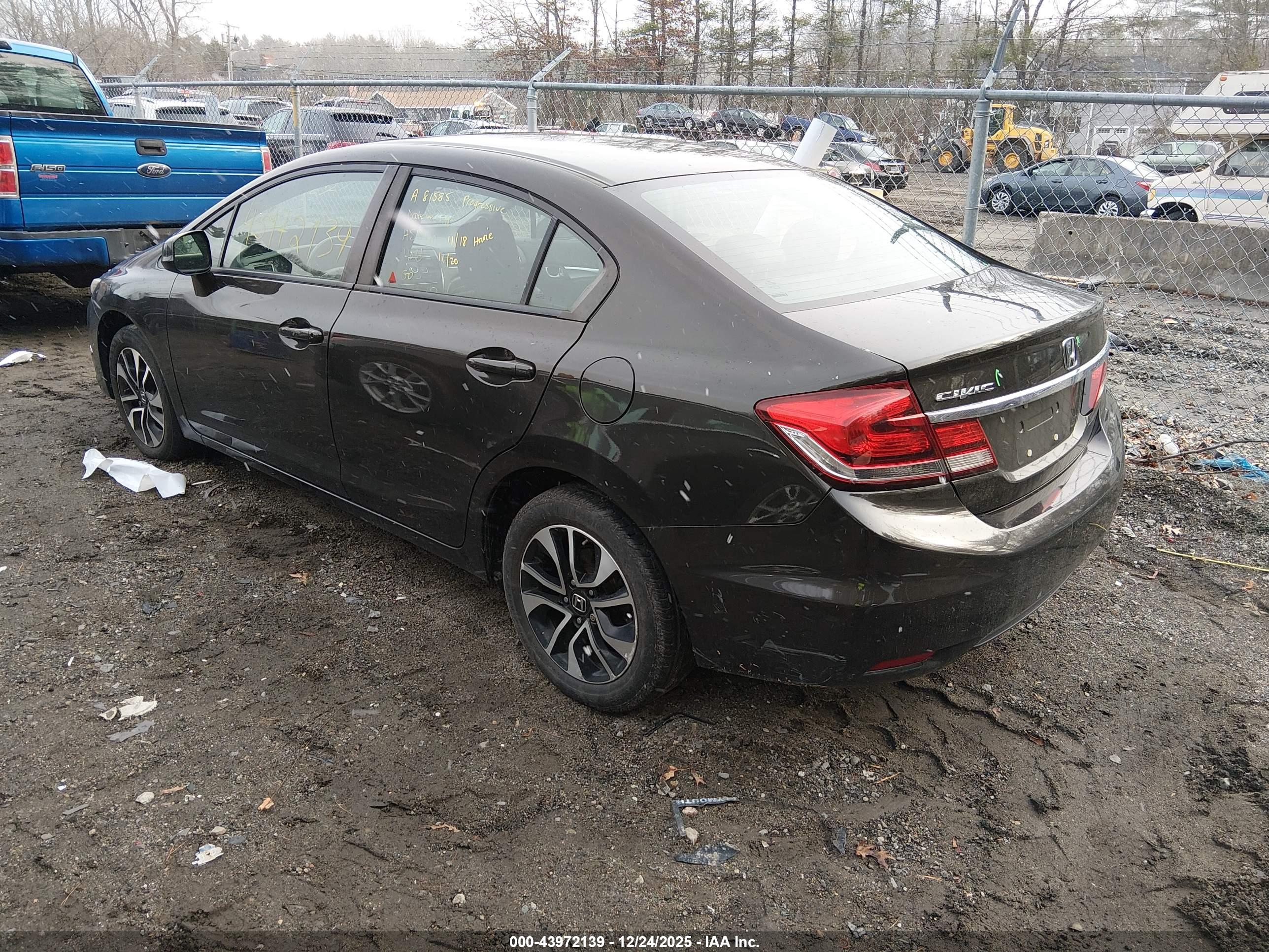 HONDA CIVIC image 3