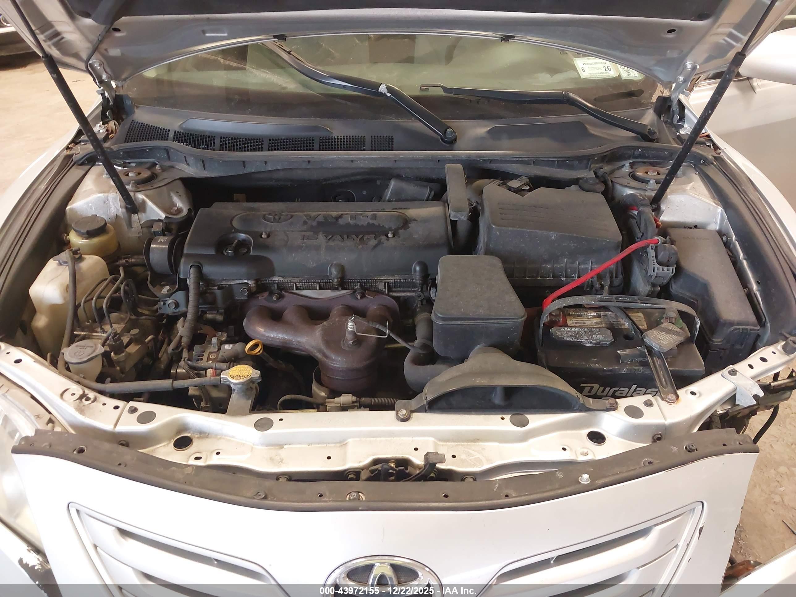 TOYOTA CAMRY image 10