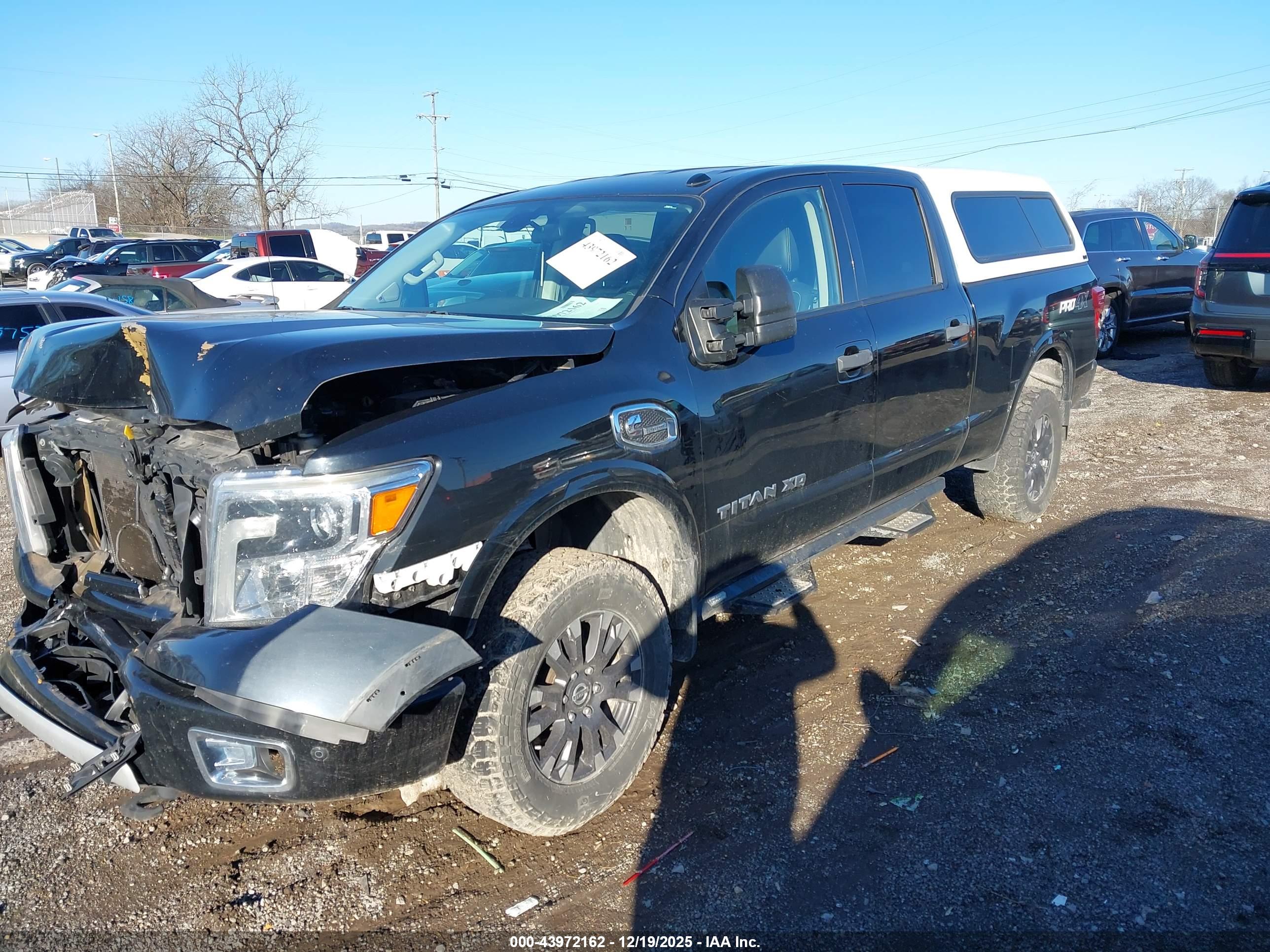 NISSAN TITAN image 2