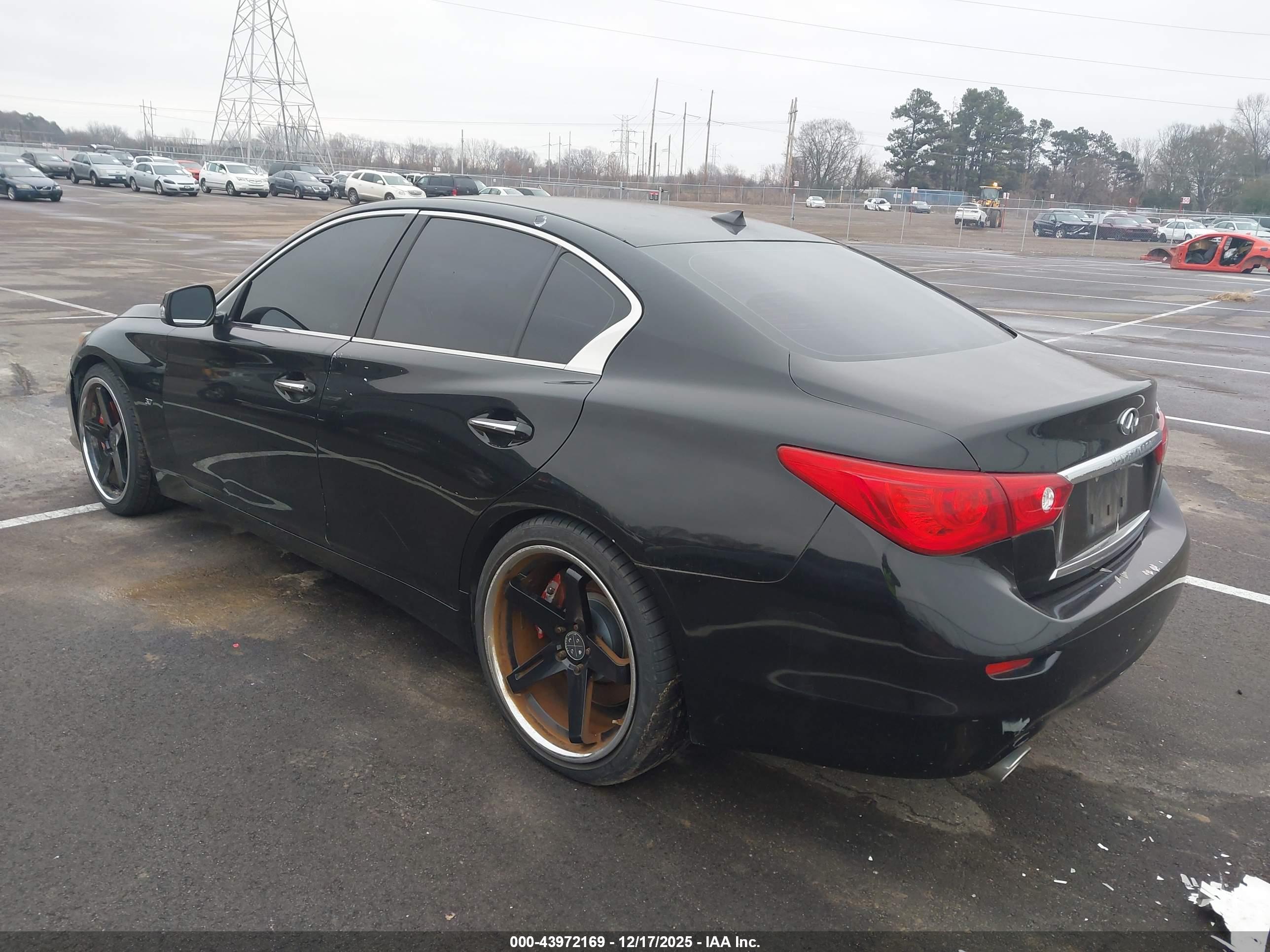 INFINITI Q50 image 3