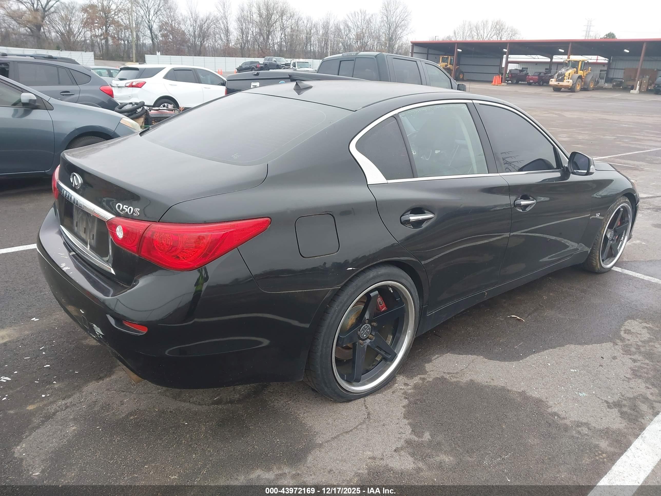 INFINITI Q50 image 4