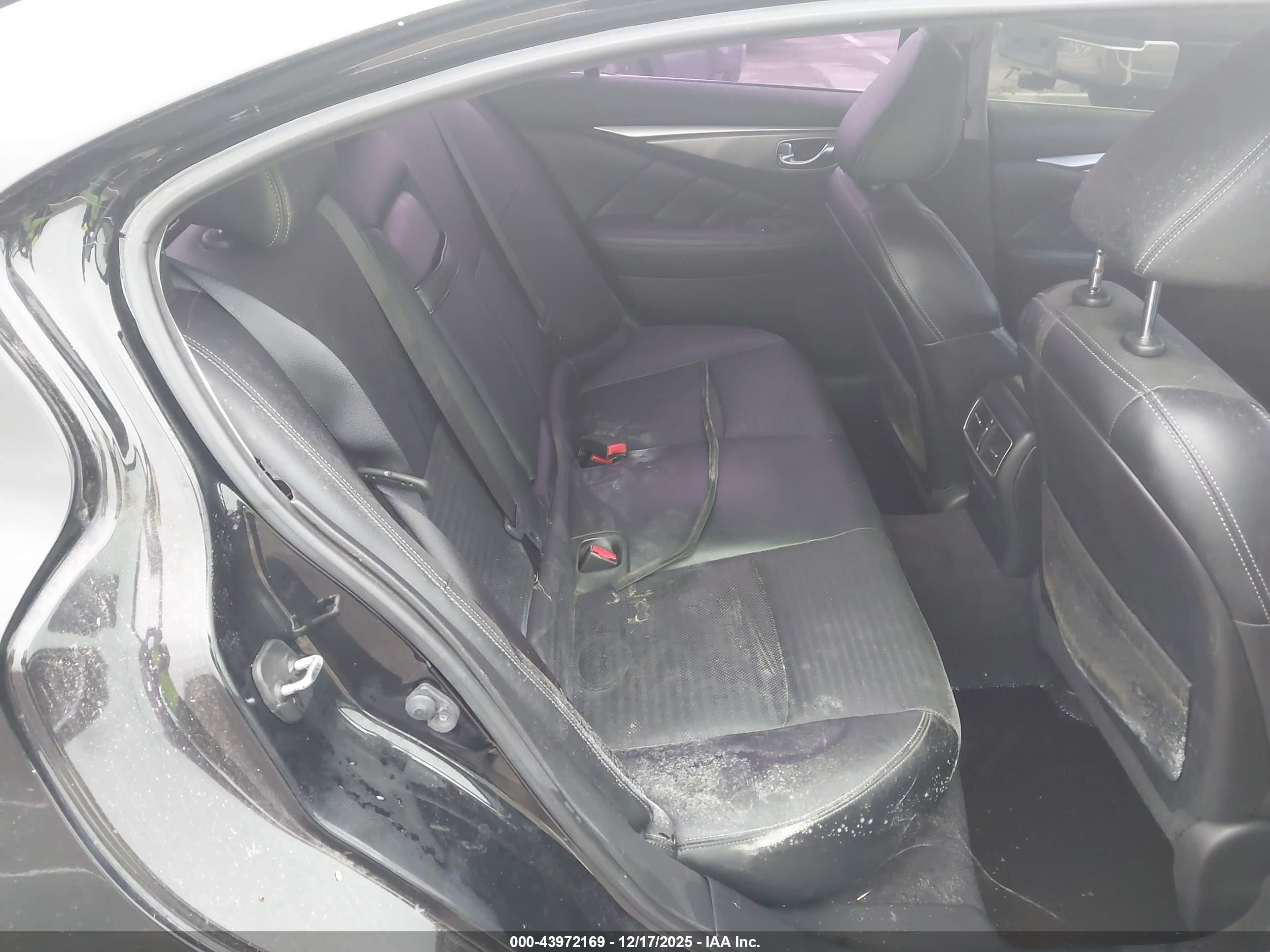 INFINITI Q50 image 8