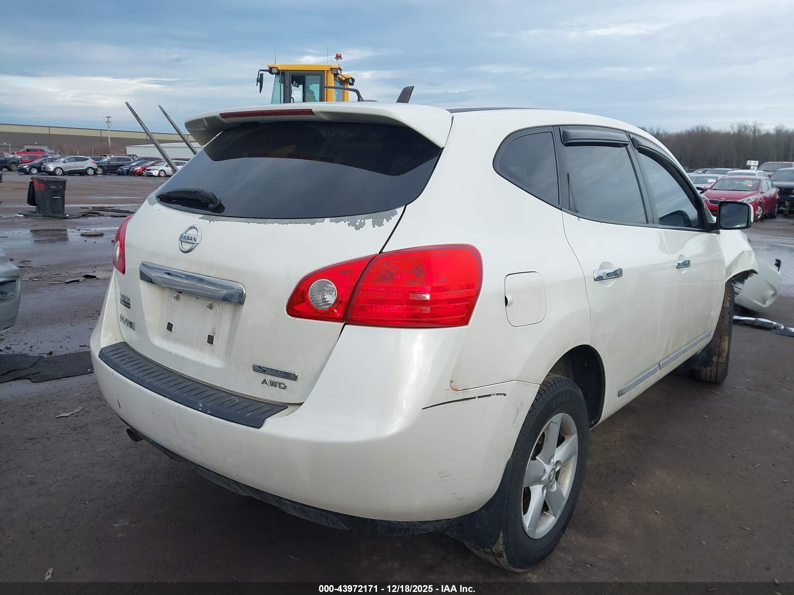 NISSAN ROGUE image 4